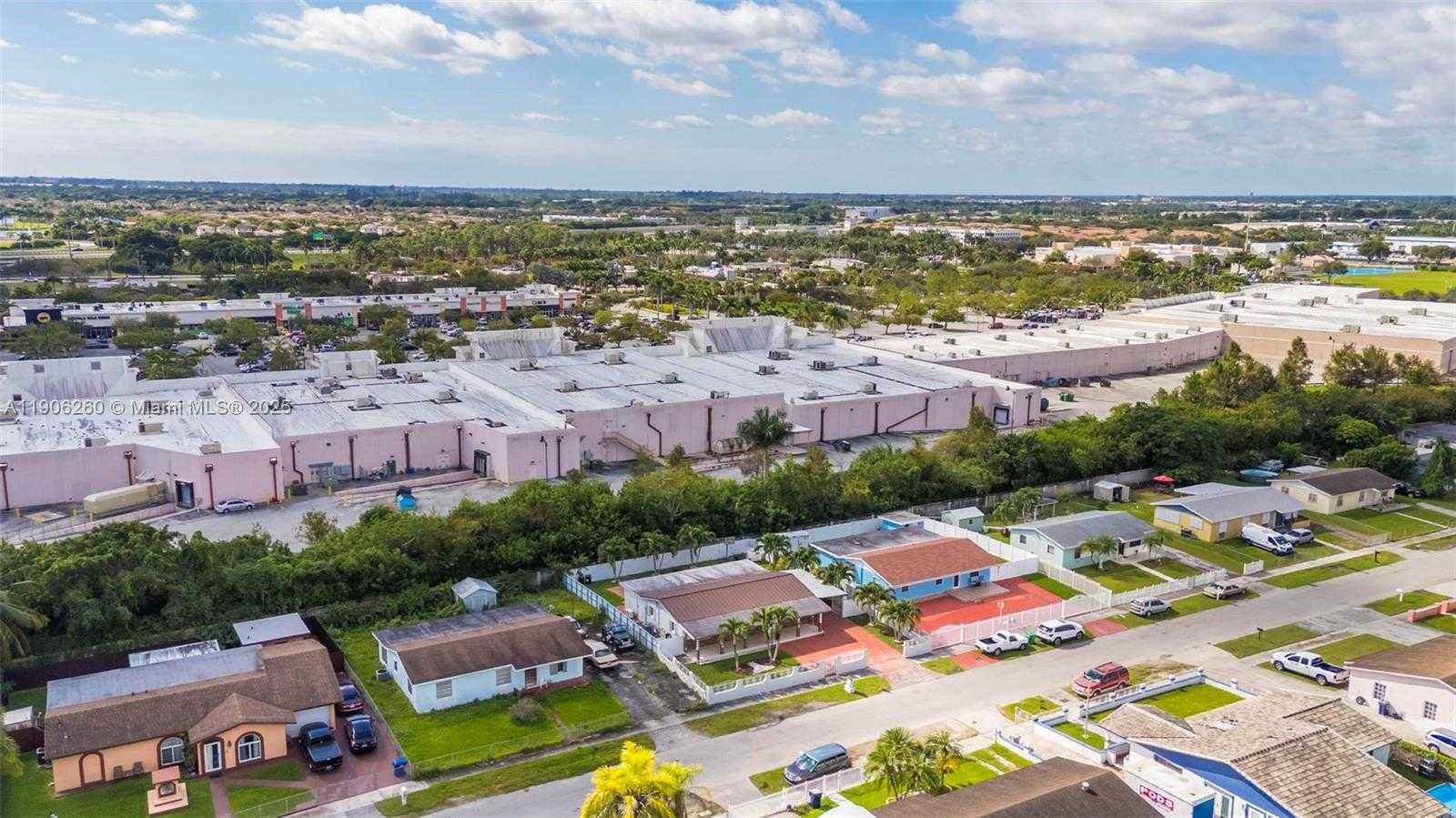 Small Image of 15430 SOUTH WEST 308 ST, Homestead Number 49