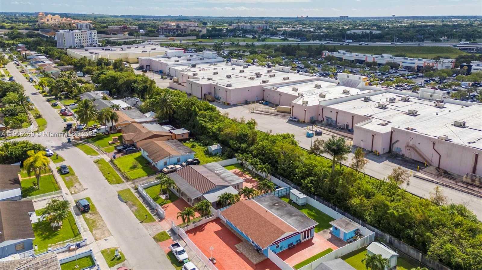 Small Image of 15430 SOUTH WEST 308 ST, Homestead Number 50