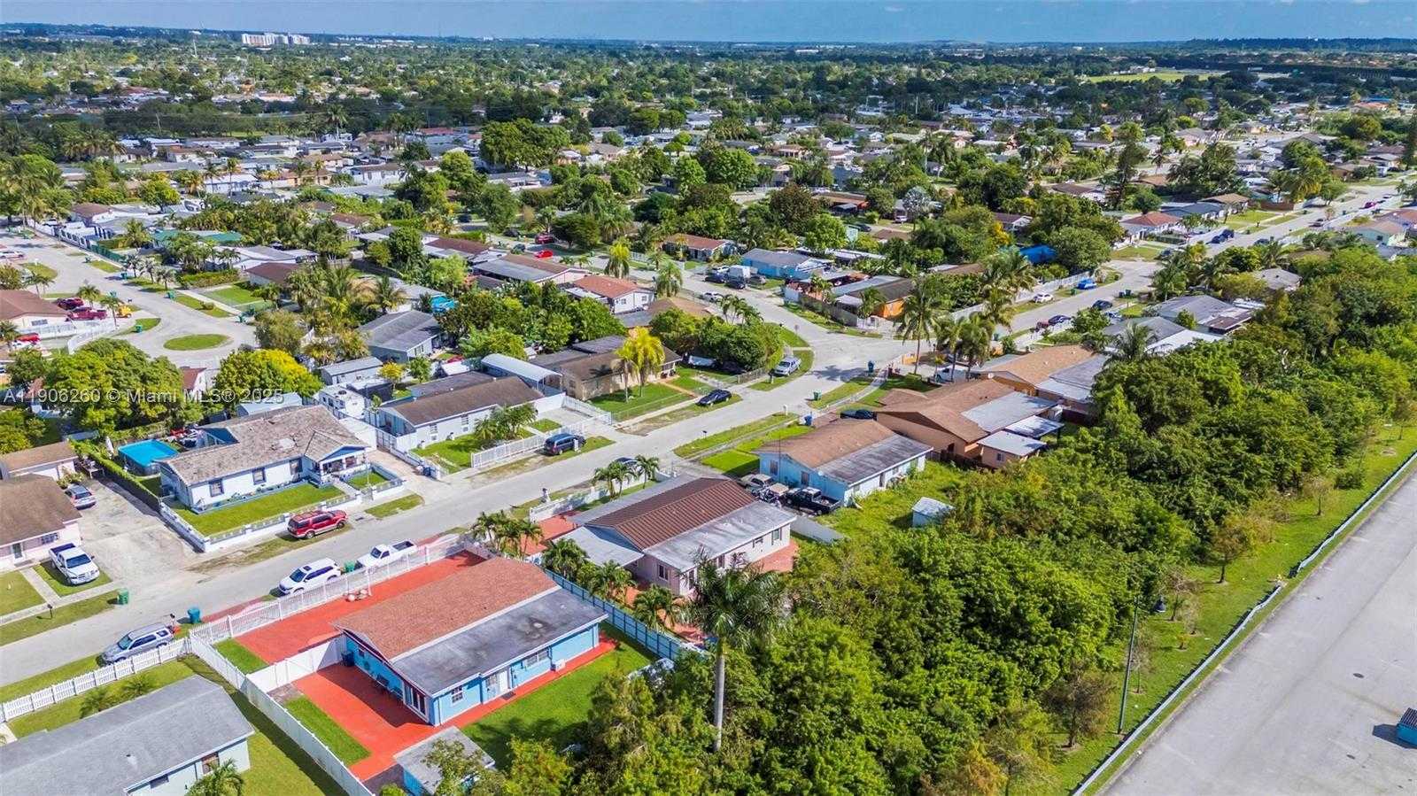 Small Image of 15430 SOUTH WEST 308 ST, Homestead Number 52