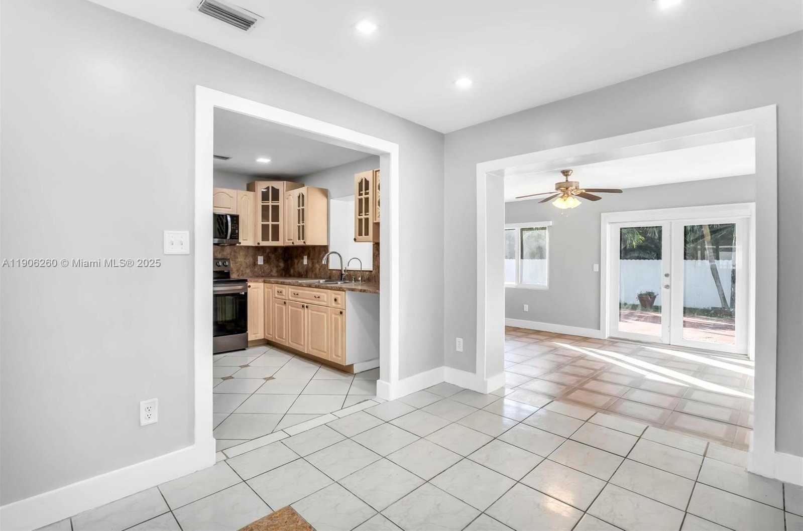 Small Image of 15430 SOUTH WEST 308 ST, Homestead Number 7