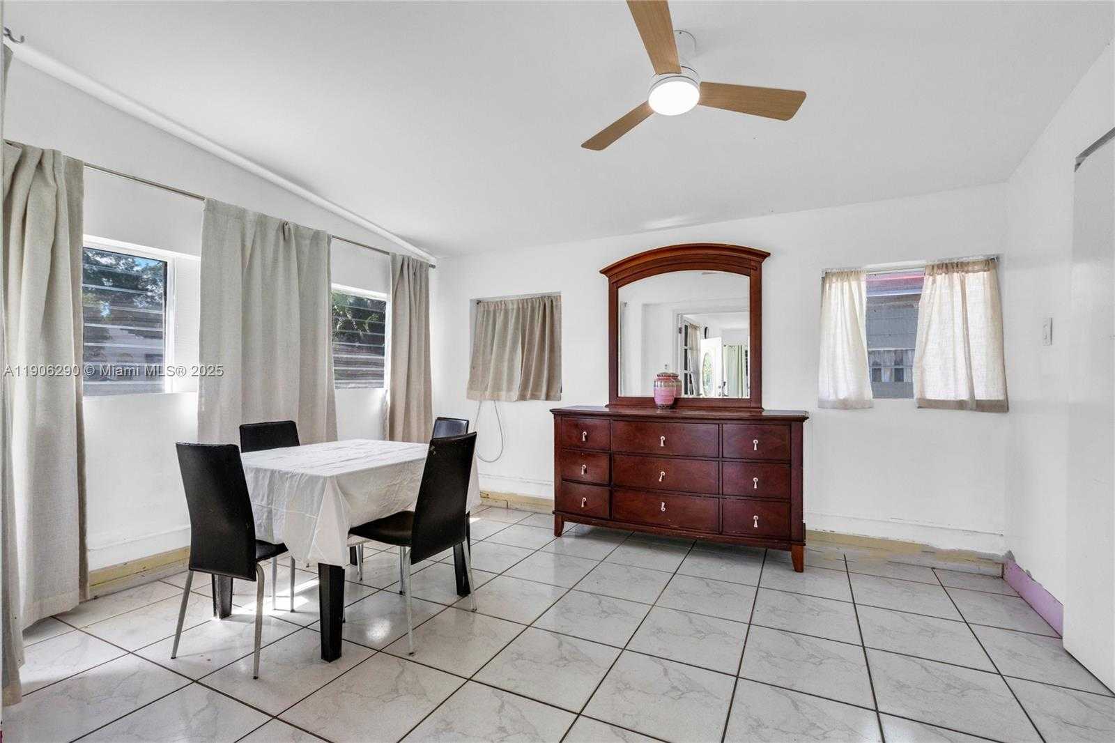 Small Image of 1499 NORTH EAST 174TH ST, North Miami Beach Number 11