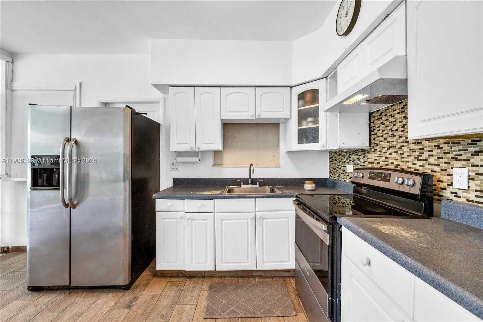 Small Image of 1499 NORTH EAST 174TH ST, North Miami Beach Number 12