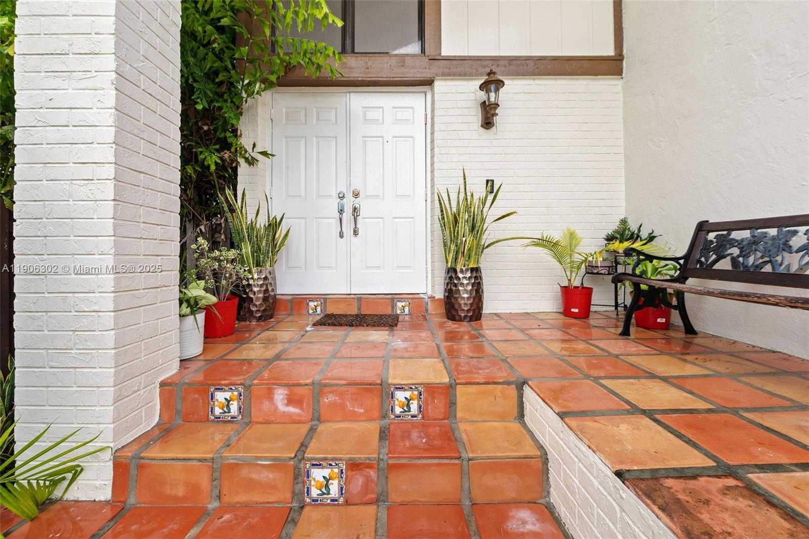 Small Image of 4333 SOUTH WEST 148TH AVE CT, Miami Number 3