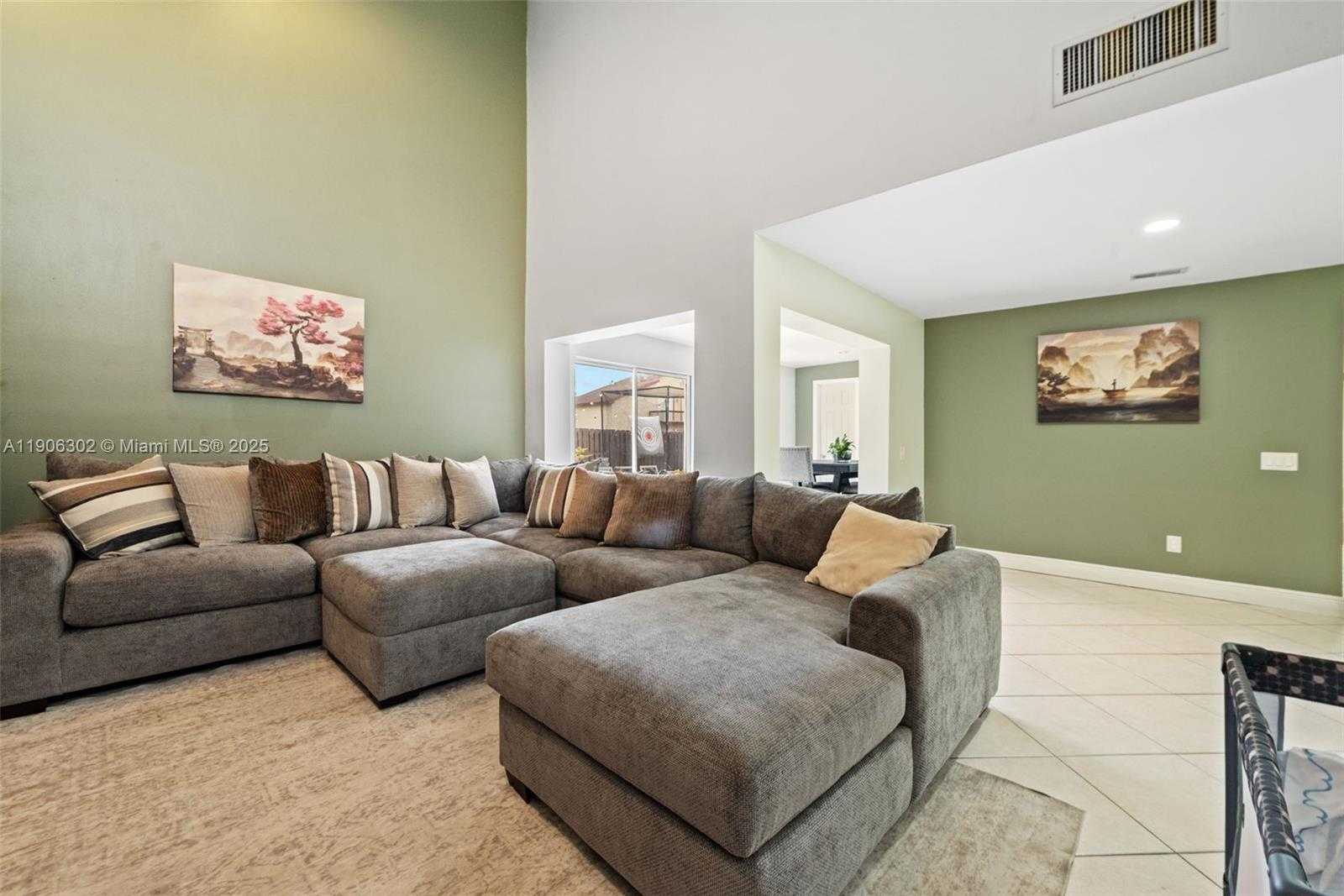 Small Image of 4333 SOUTH WEST 148TH AVE CT, Miami Number 7