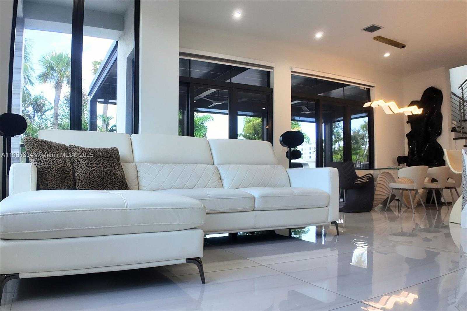 Small Image of 8002 NORTH WEST 43RD ST, Doral Number 26