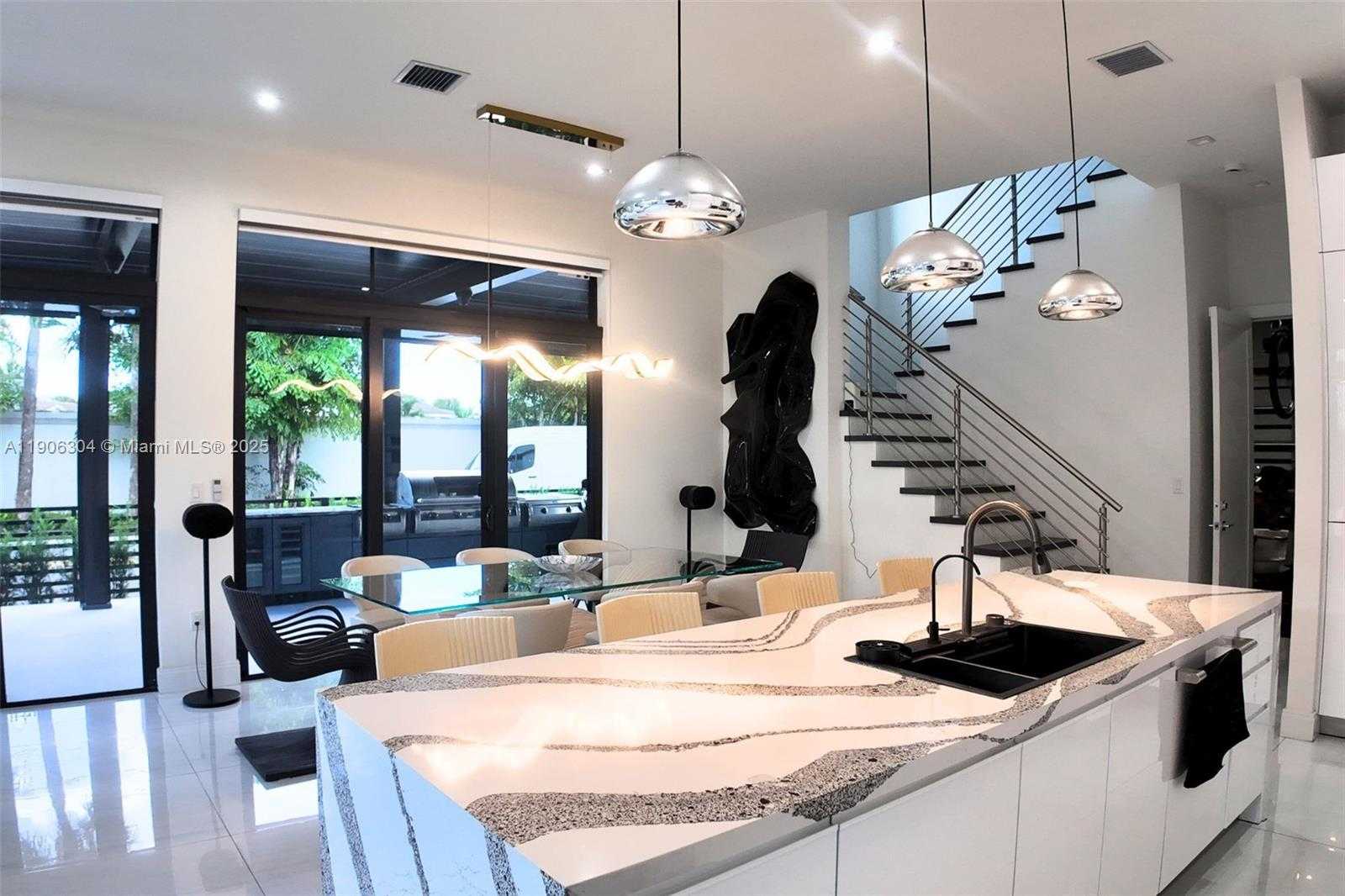 Small Image of 8002 NORTH WEST 43RD ST, Doral Number 29