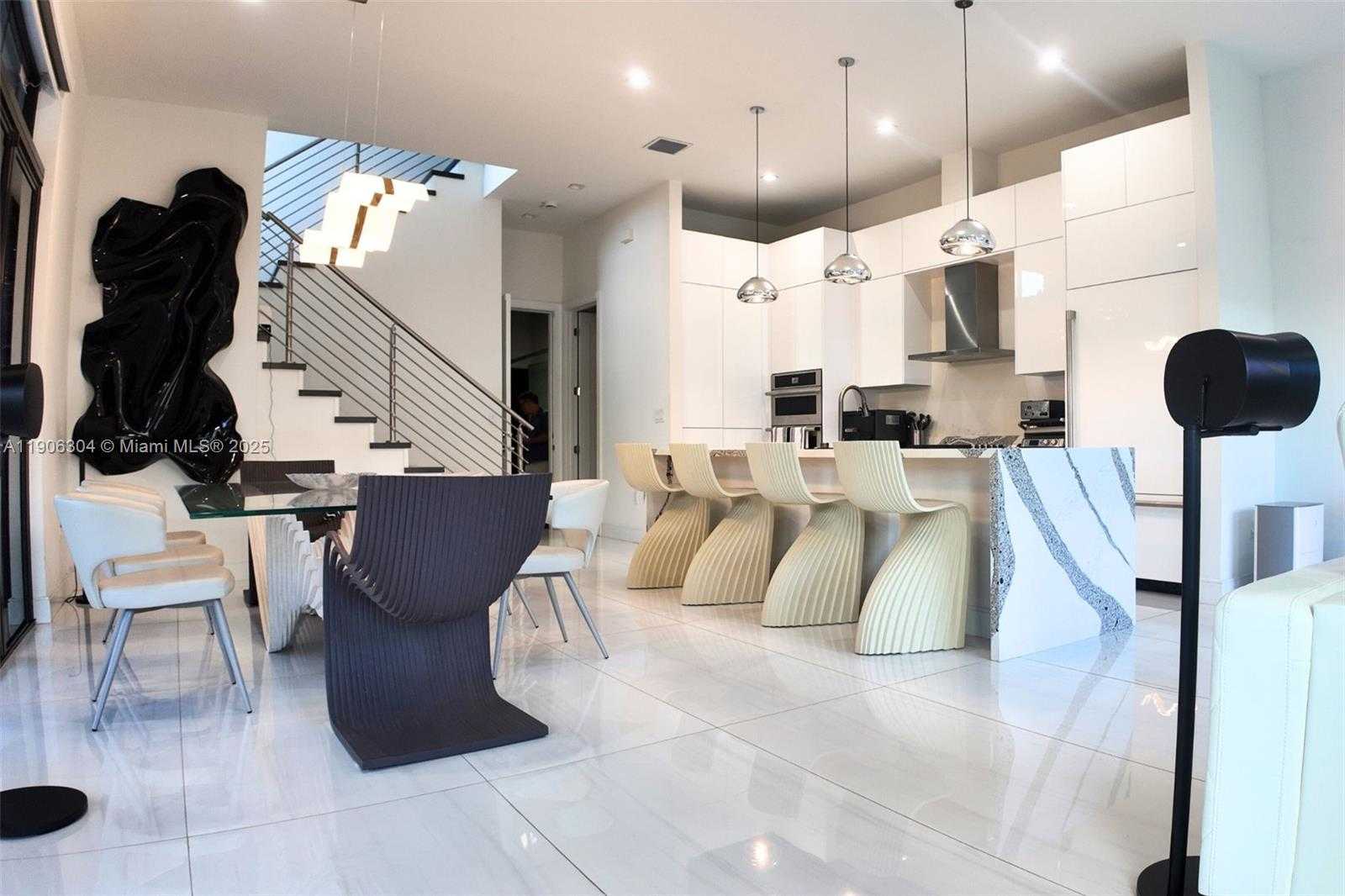 Small Image of 8002 NORTH WEST 43RD ST, Doral Number 35