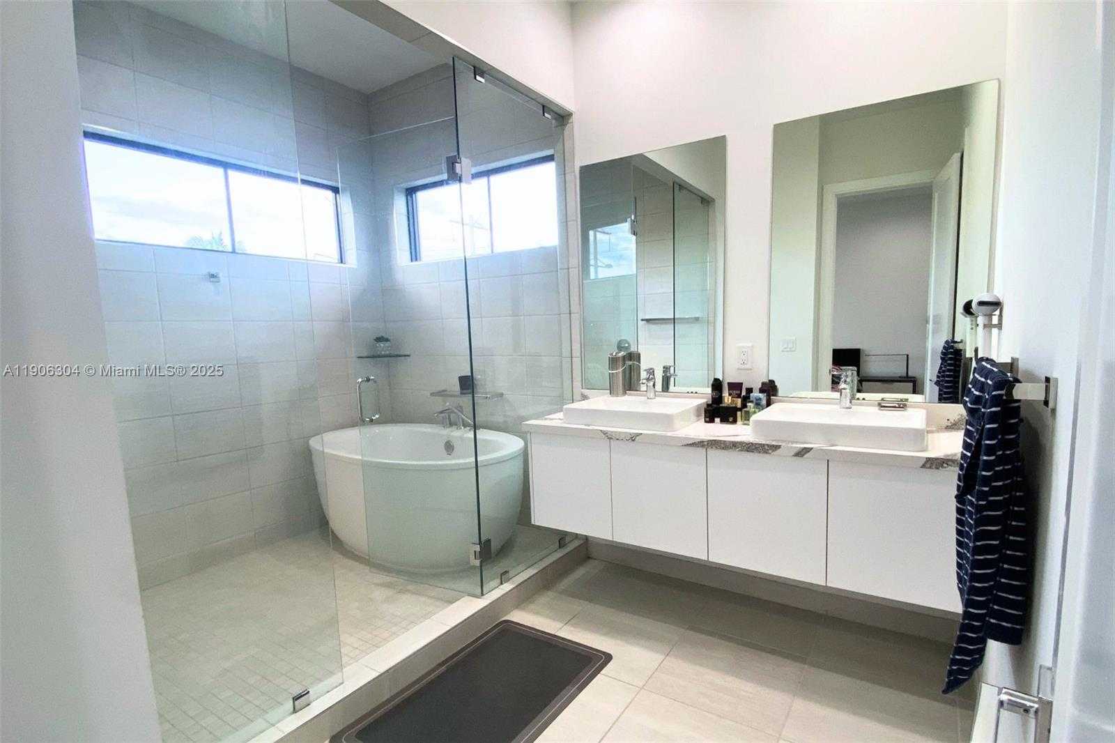 Small Image of 8002 NORTH WEST 43RD ST, Doral Number 8