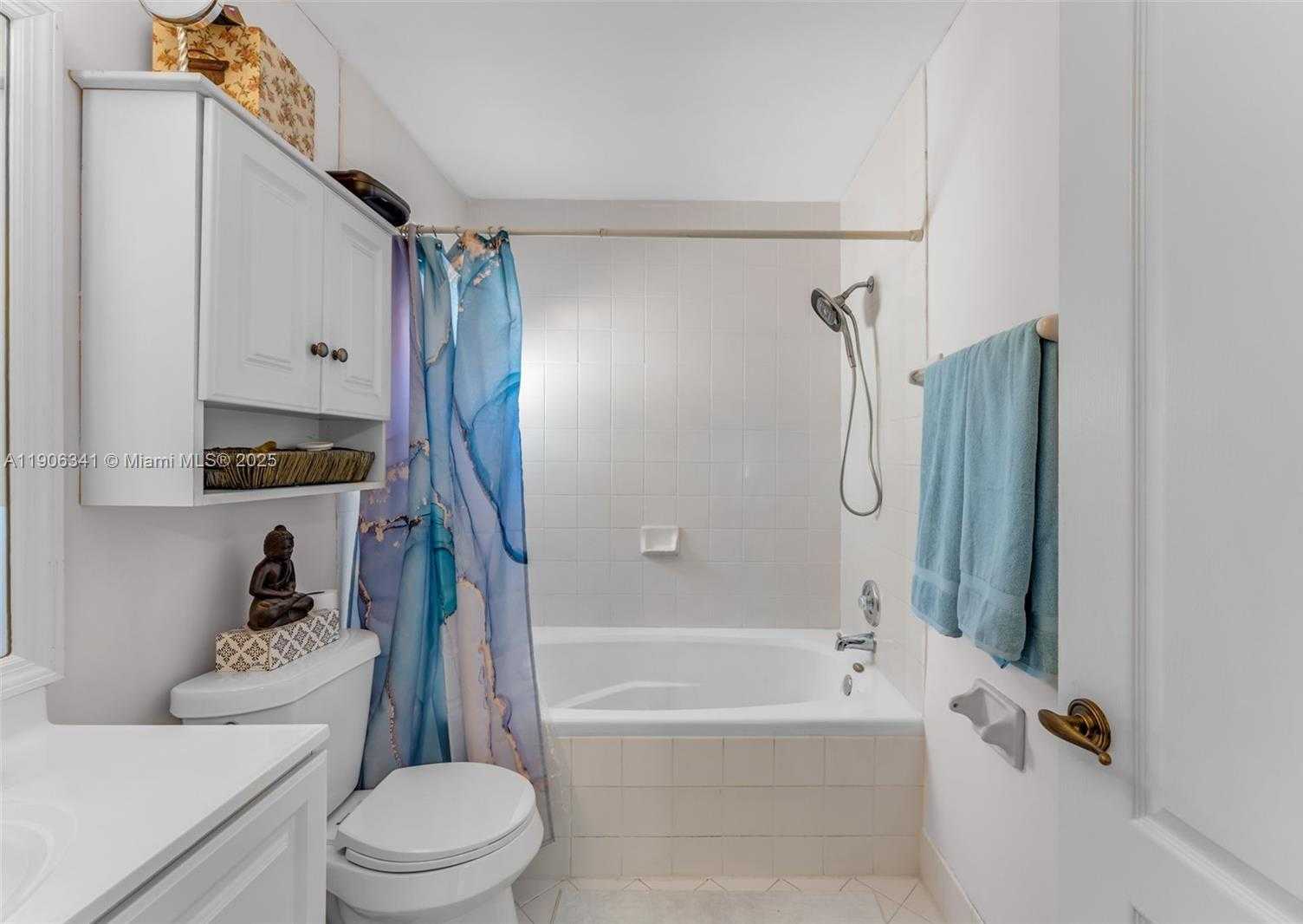 Small Image of 21500 SOUTH WEST 88TH AVE, Cutler Bay Number 21