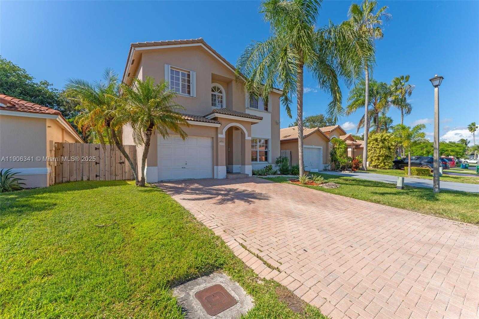 Small Image of 21500 SOUTH WEST 88TH AVE, Cutler Bay Number 3