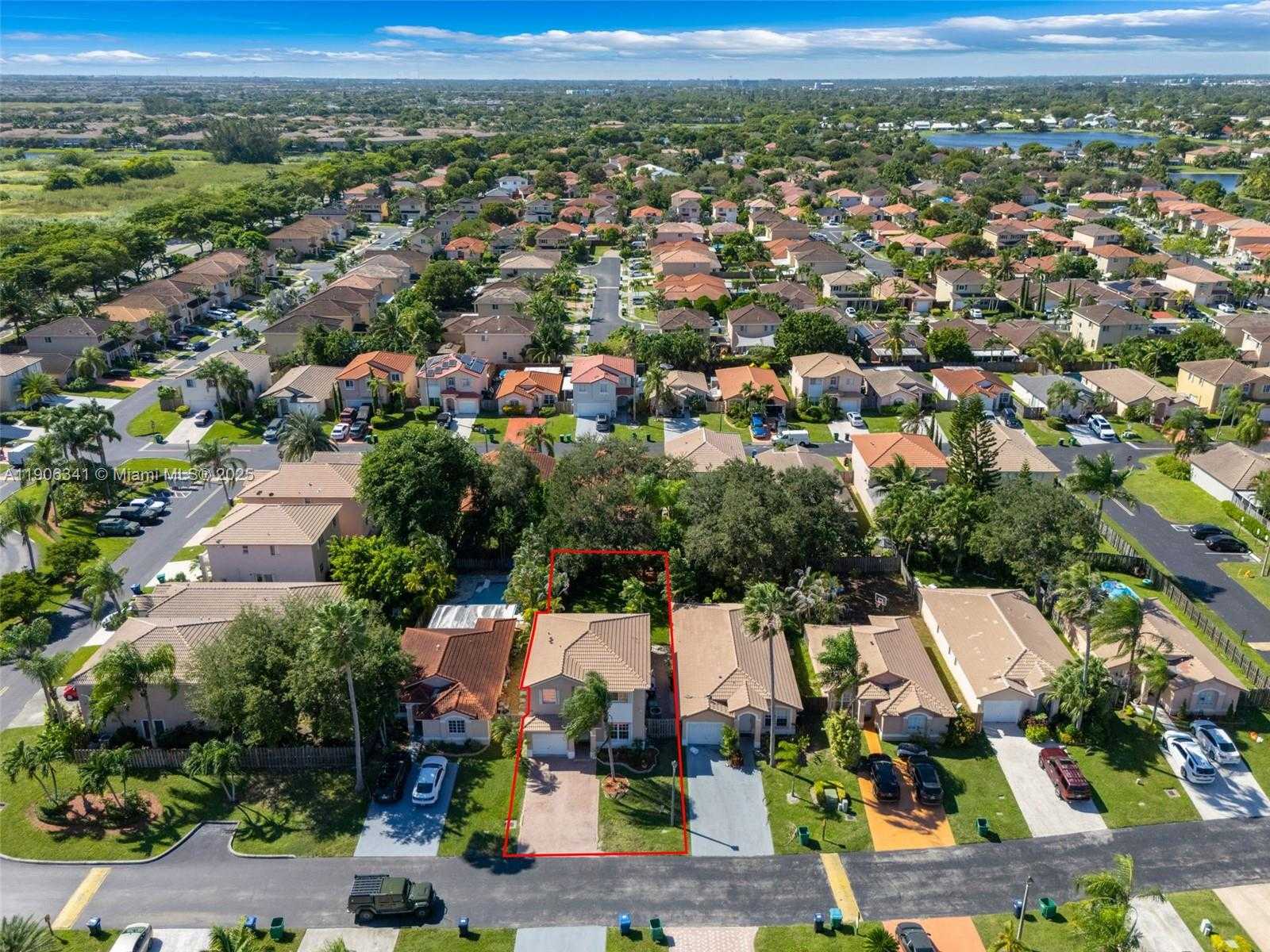 Small Image of 21500 SOUTH WEST 88TH AVE, Cutler Bay Number 38