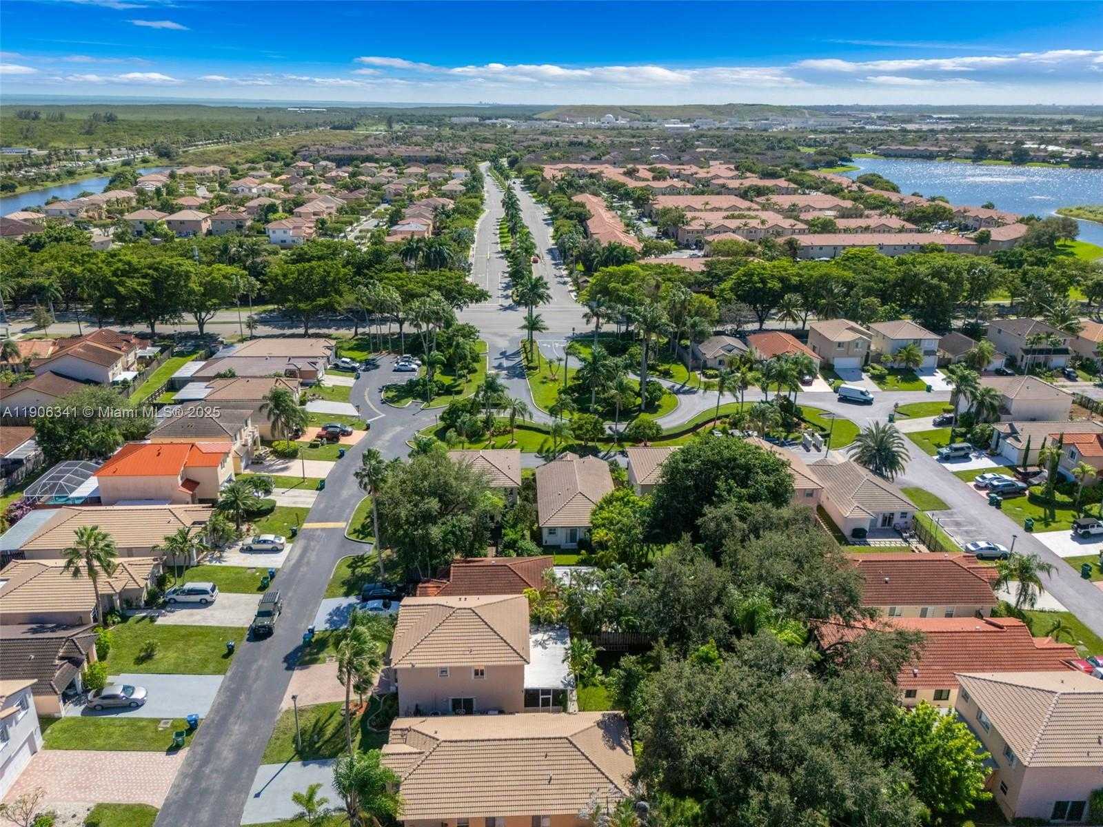 Small Image of 21500 SOUTH WEST 88TH AVE, Cutler Bay Number 42