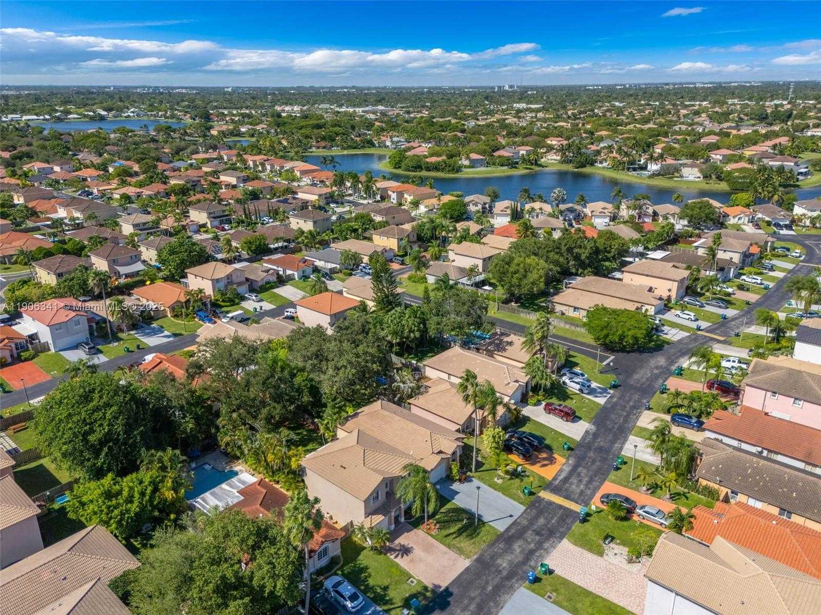 Small Image of 21500 SOUTH WEST 88TH AVE, Cutler Bay Number 44