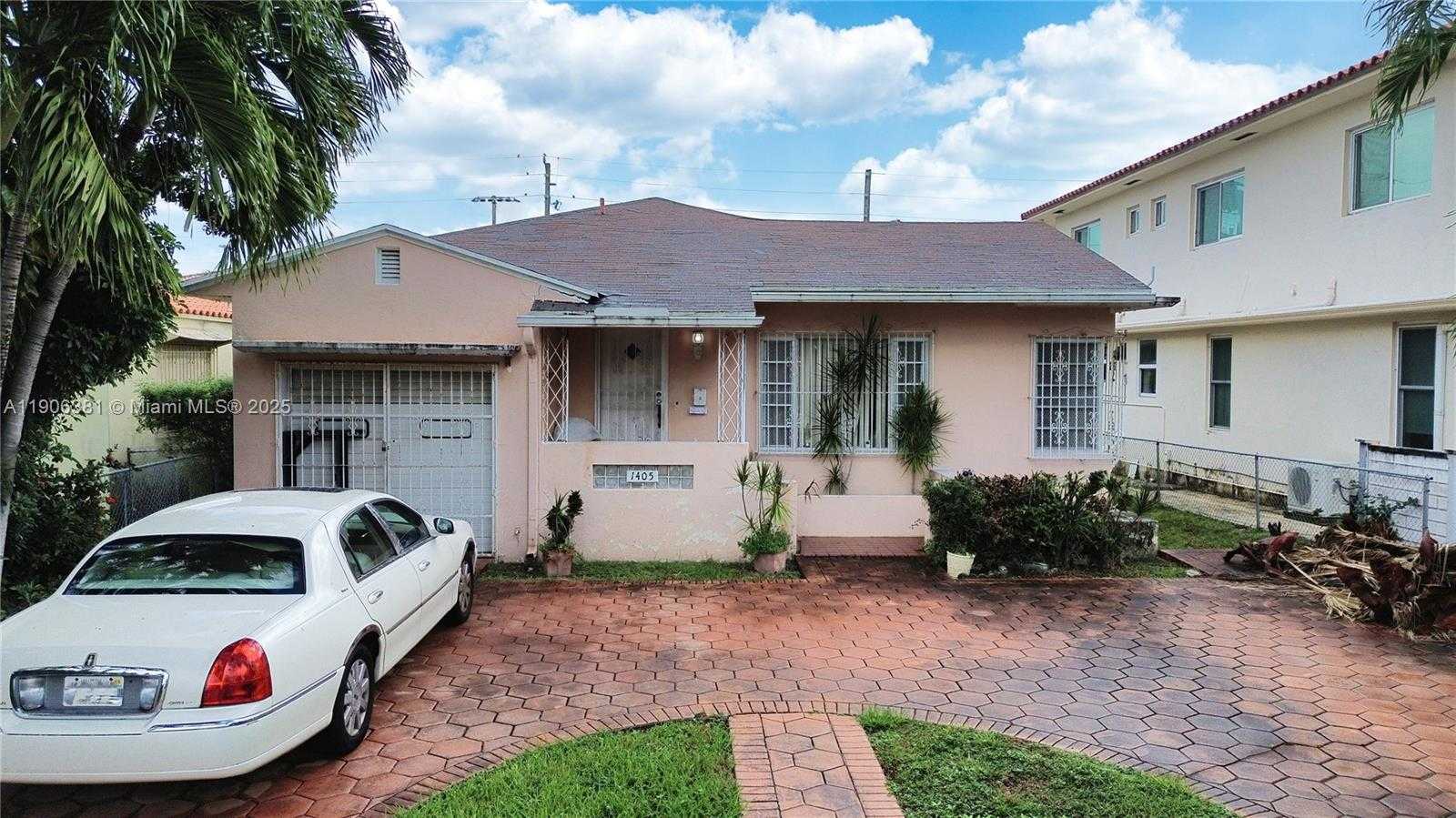 Small Image of Miami Beach Number 8