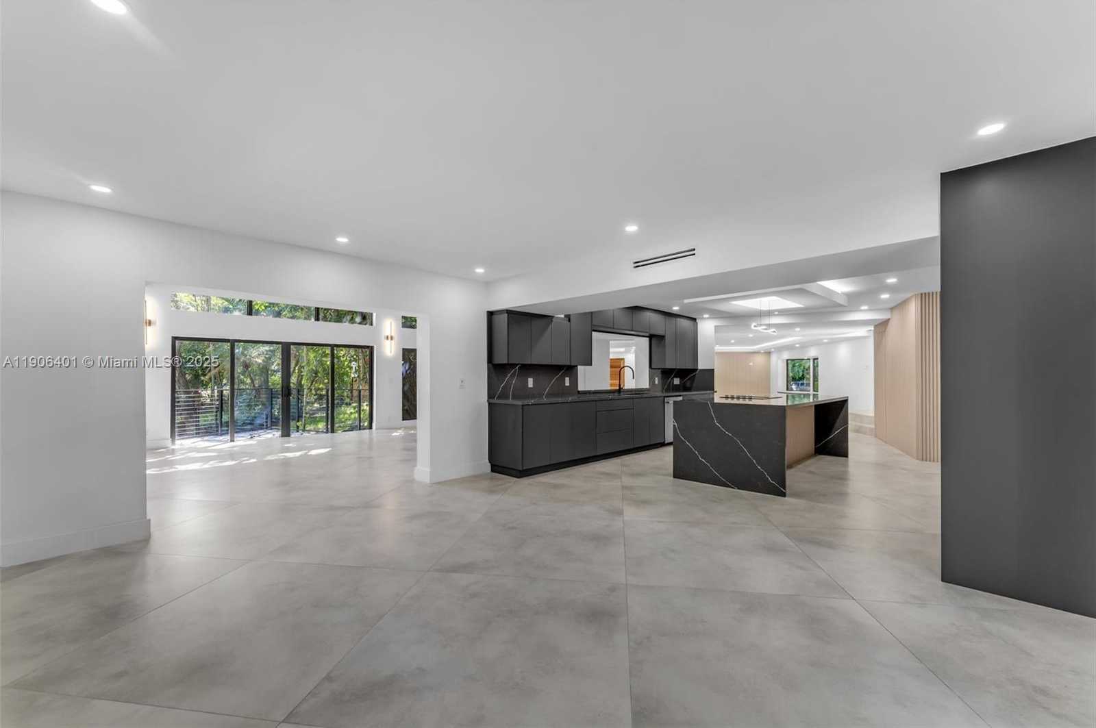 Small Image of 6525 SOUTH WEST 133RD DR, Pinecrest Number 11