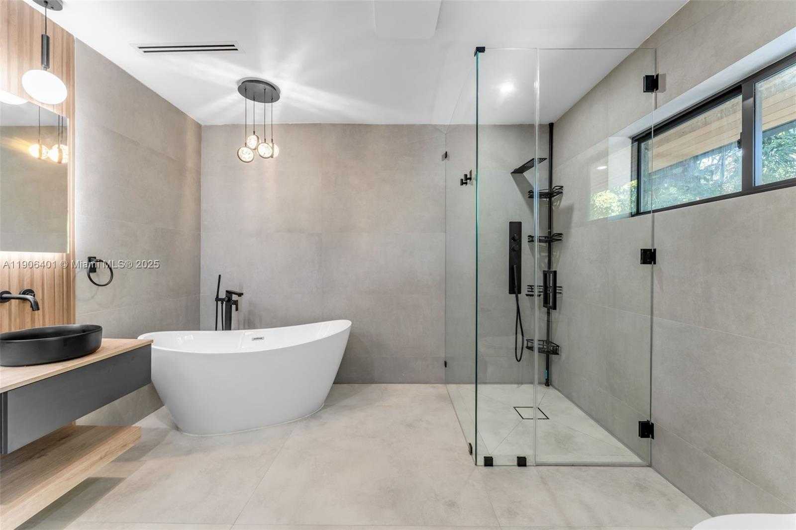 Small Image of 6525 SOUTH WEST 133RD DR, Pinecrest Number 27