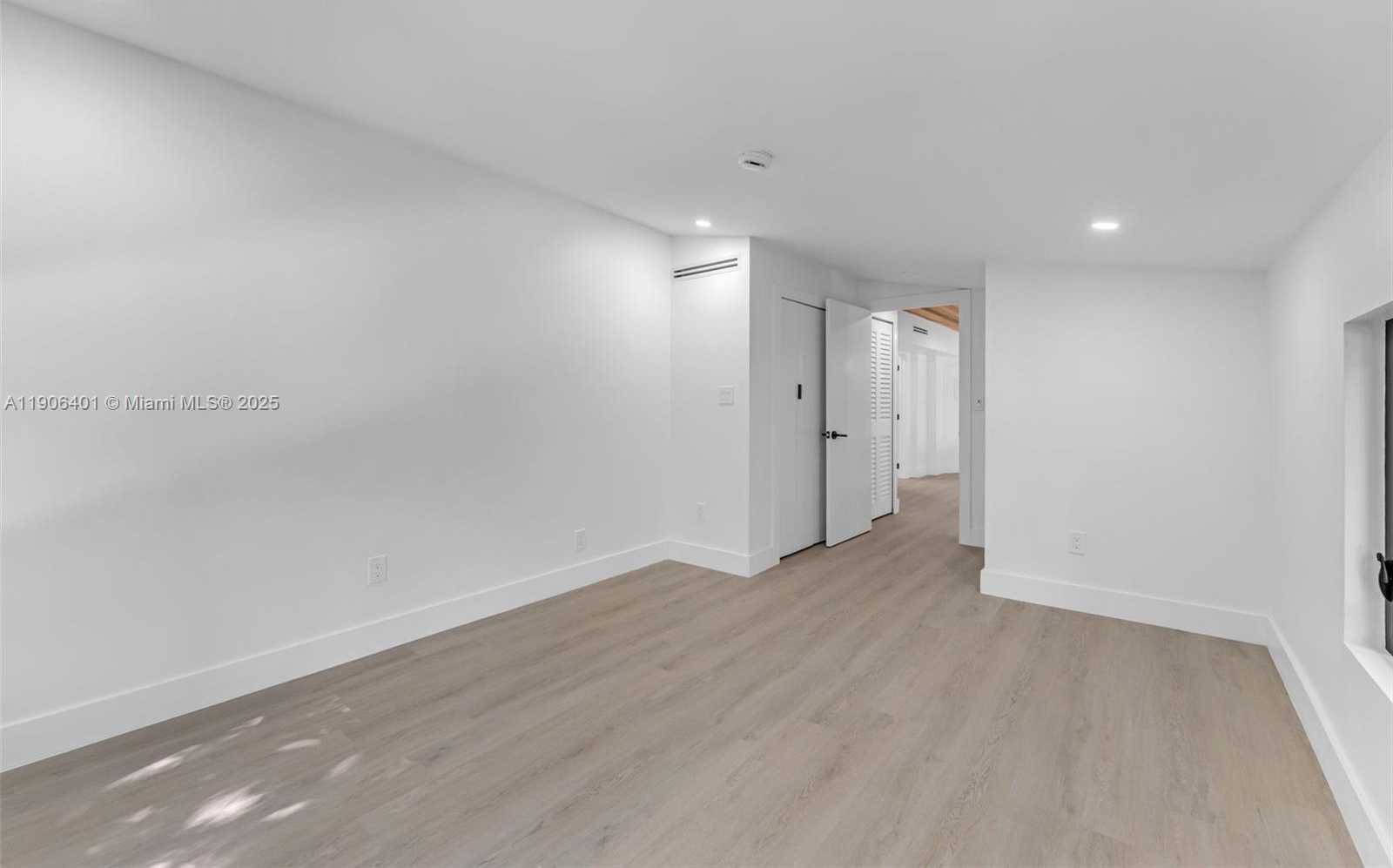 Small Image of 6525 SOUTH WEST 133RD DR, Pinecrest Number 30