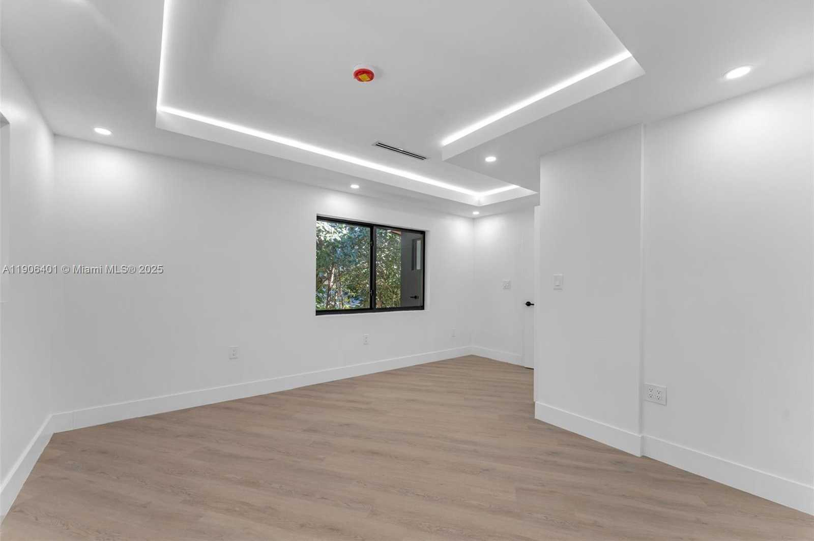 Small Image of 6525 SOUTH WEST 133RD DR, Pinecrest Number 38