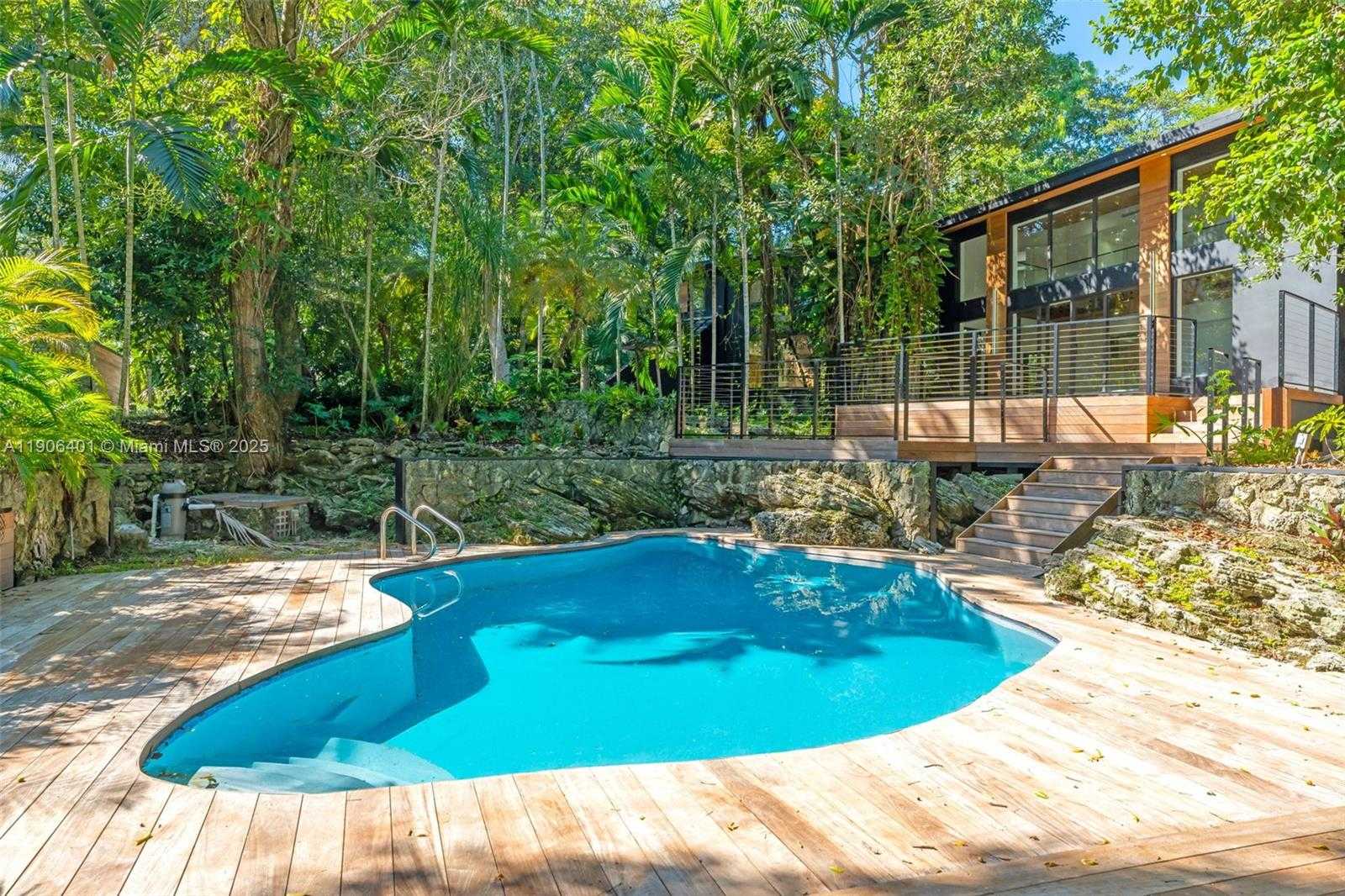 Small Image of 6525 SOUTH WEST 133RD DR, Pinecrest Number 49