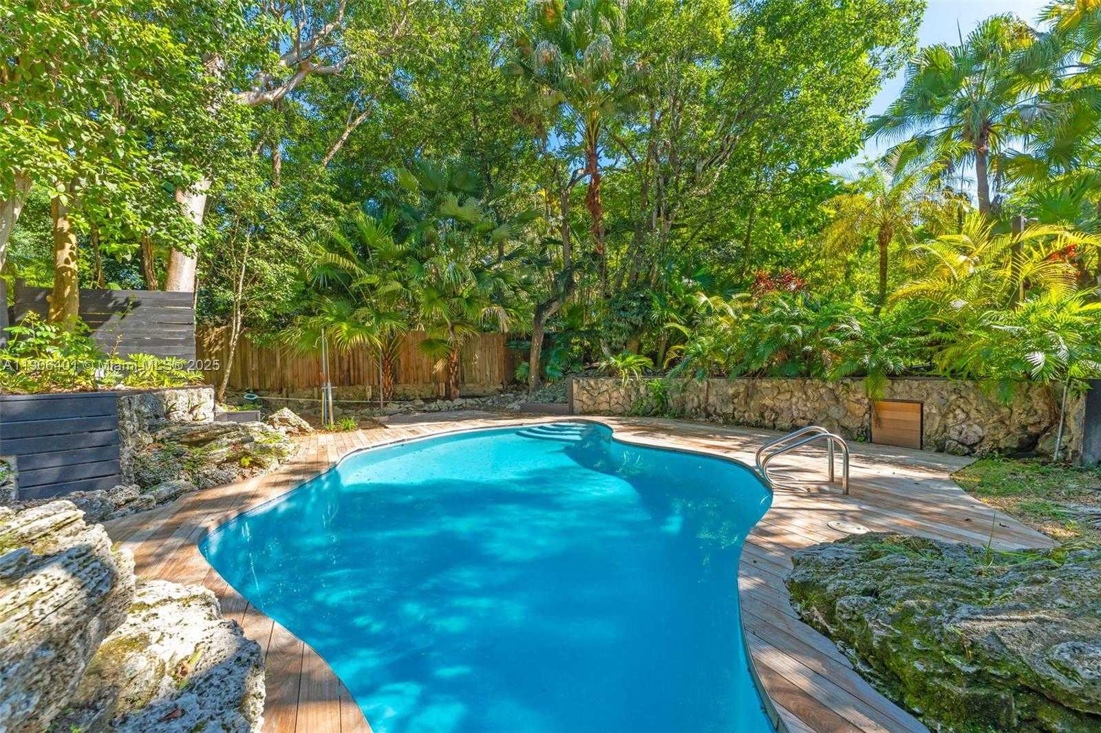 Small Image of 6525 SOUTH WEST 133RD DR, Pinecrest Number 52