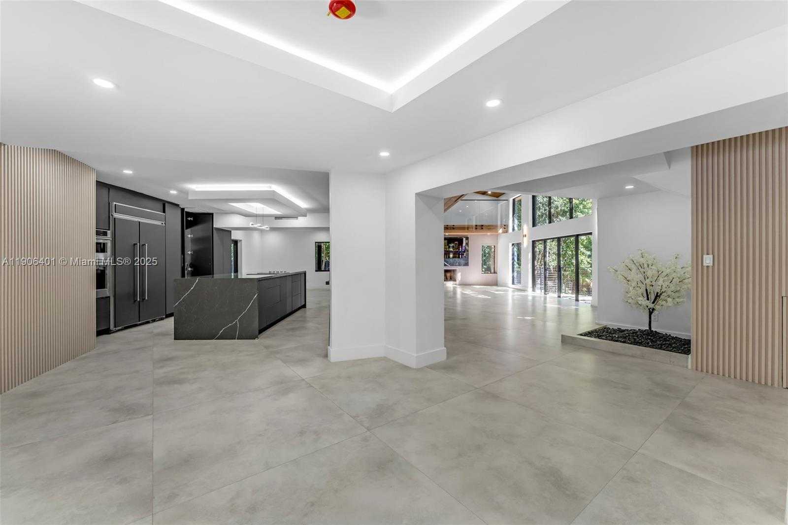 Small Image of 6525 SOUTH WEST 133RD DR, Pinecrest Number 6