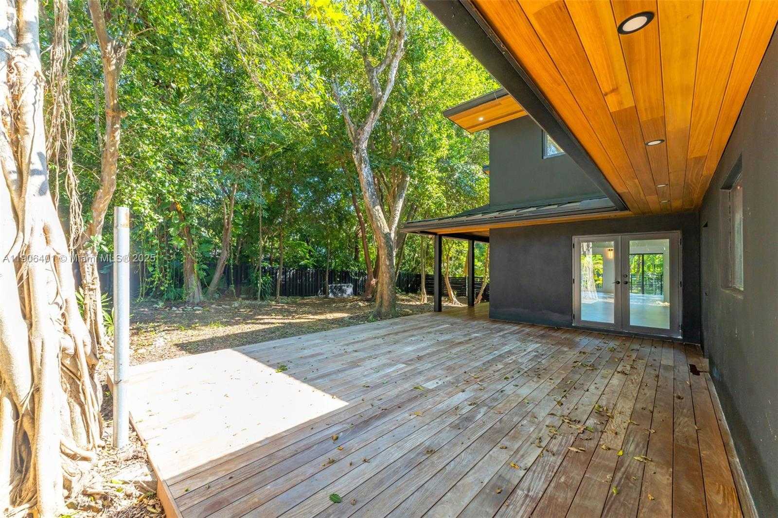 Small Image of 6525 SOUTH WEST 133RD DR, Pinecrest Number 67