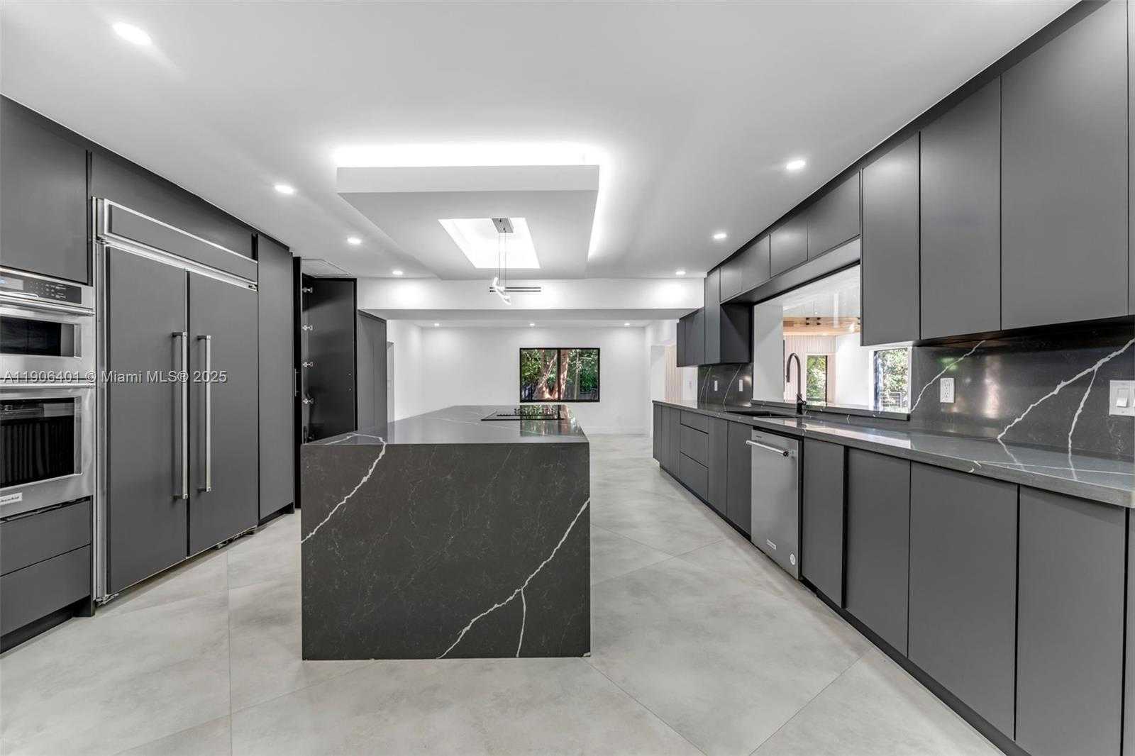 Small Image of 6525 SOUTH WEST 133RD DR, Pinecrest Number 7