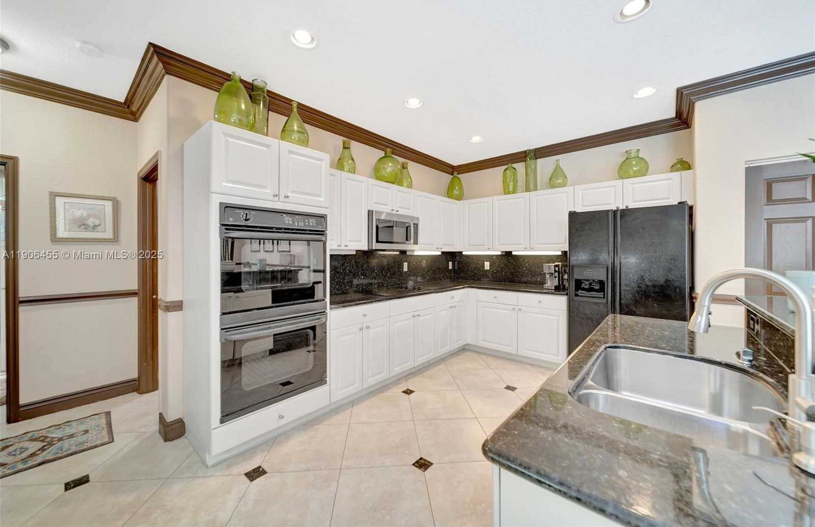 Small Image of 2051 SOUTH WEST 152ND TER, Miramar Number 17