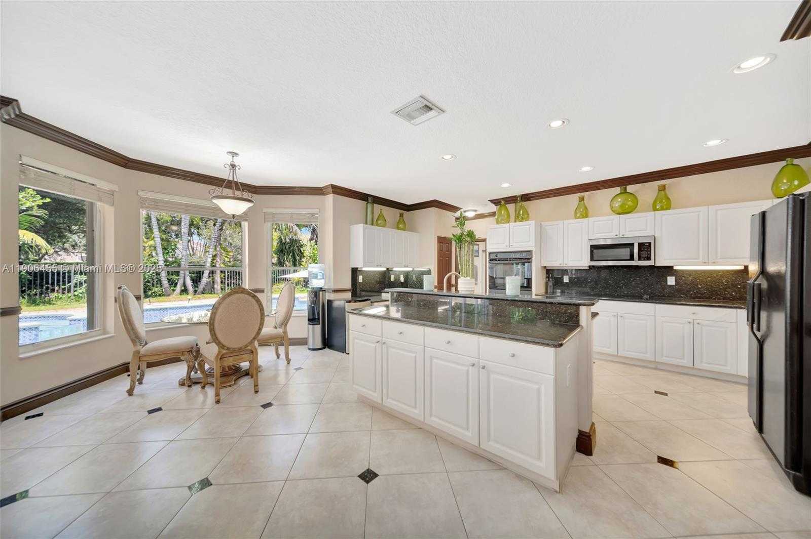 Small Image of 2051 SOUTH WEST 152ND TER, Miramar Number 21