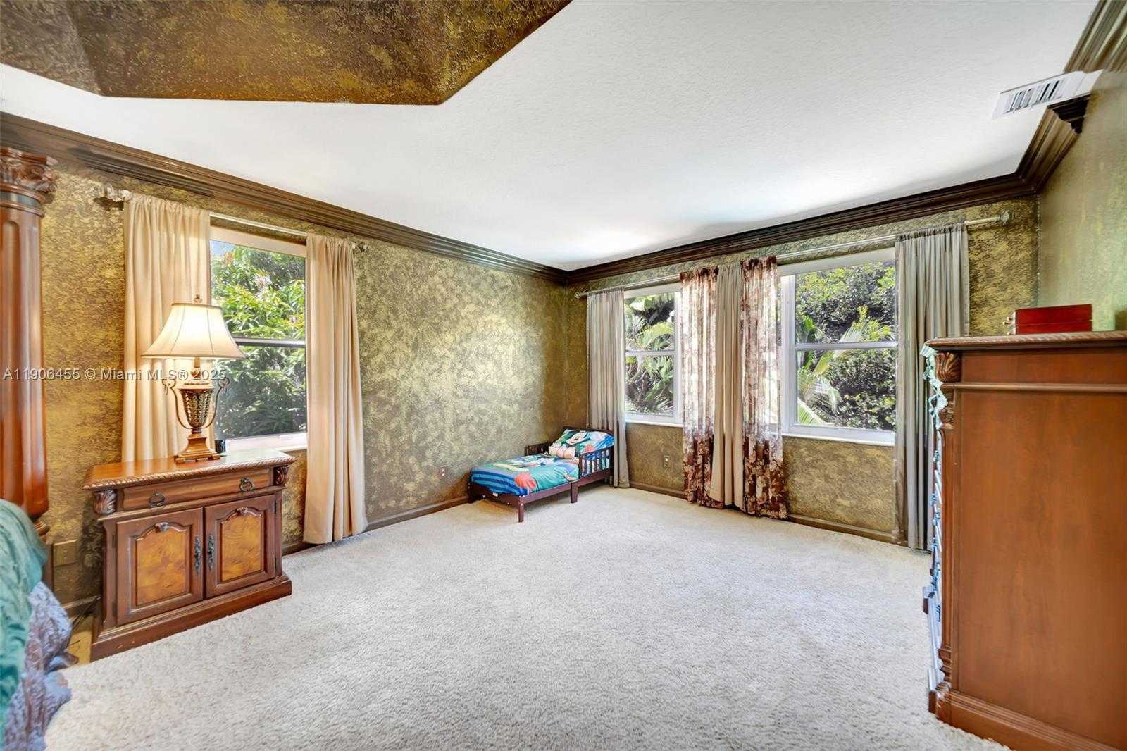 Small Image of 2051 SOUTH WEST 152ND TER, Miramar Number 43