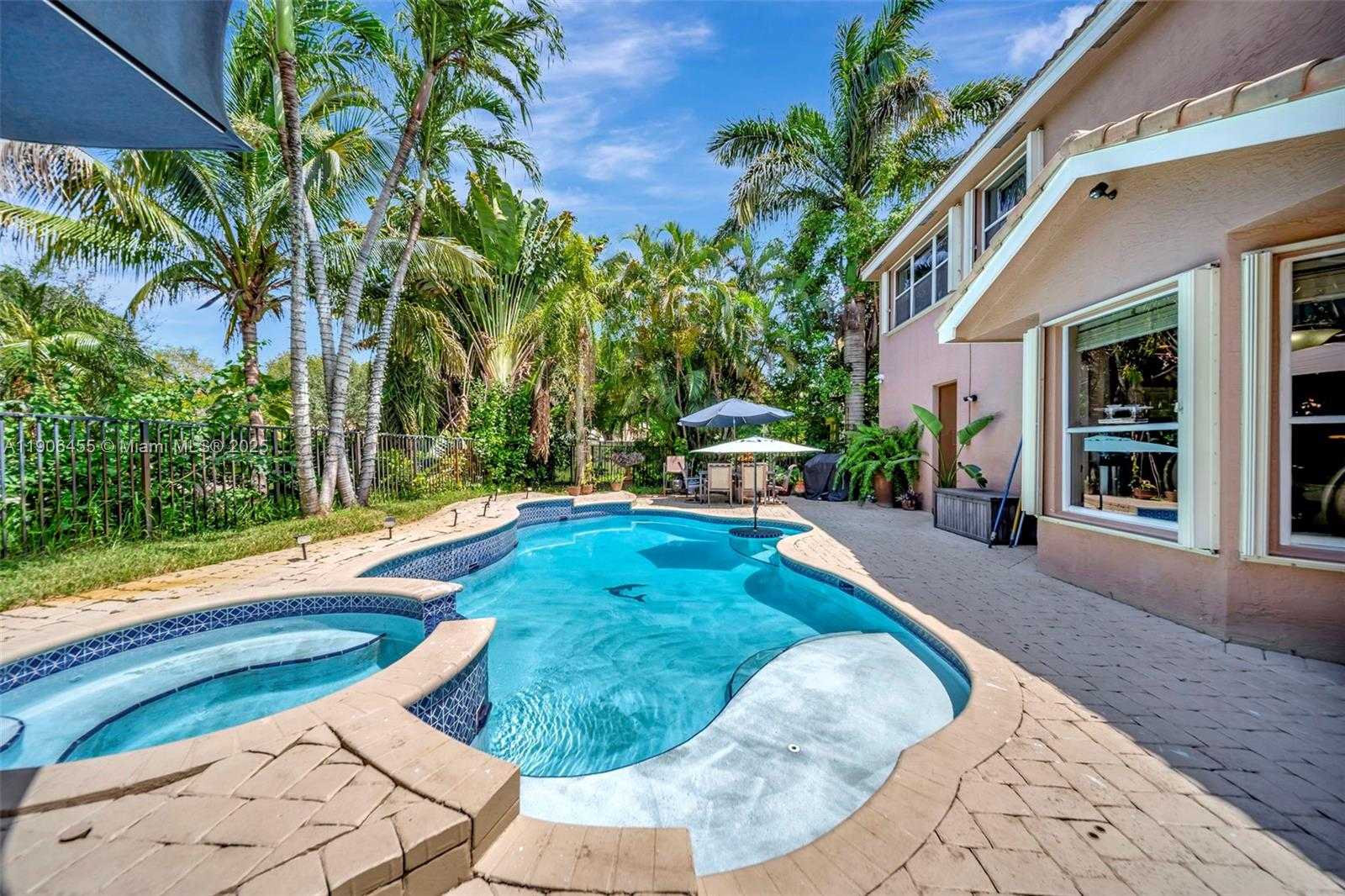 Small Image of 2051 SOUTH WEST 152ND TER, Miramar Number 62