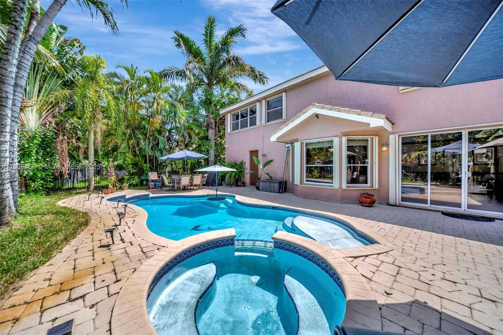 Small Image of 2051 SOUTH WEST 152ND TER, Miramar Number 65