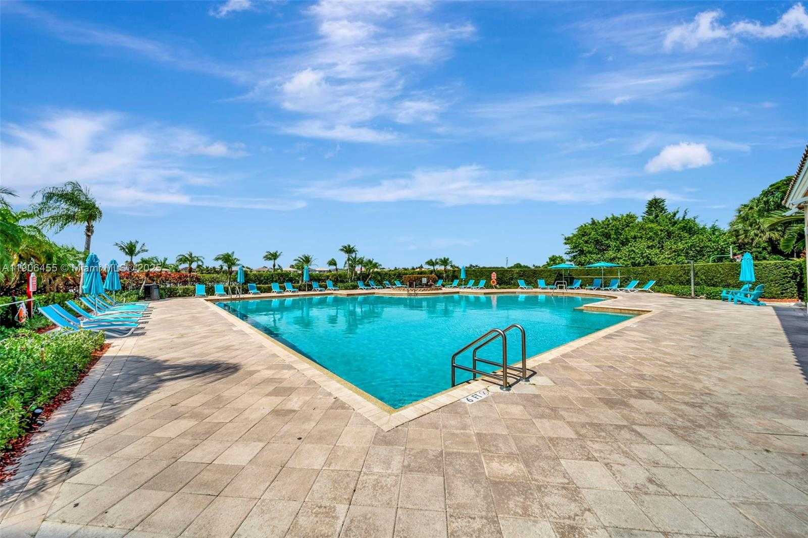 Small Image of 2051 SOUTH WEST 152ND TER, Miramar Number 74