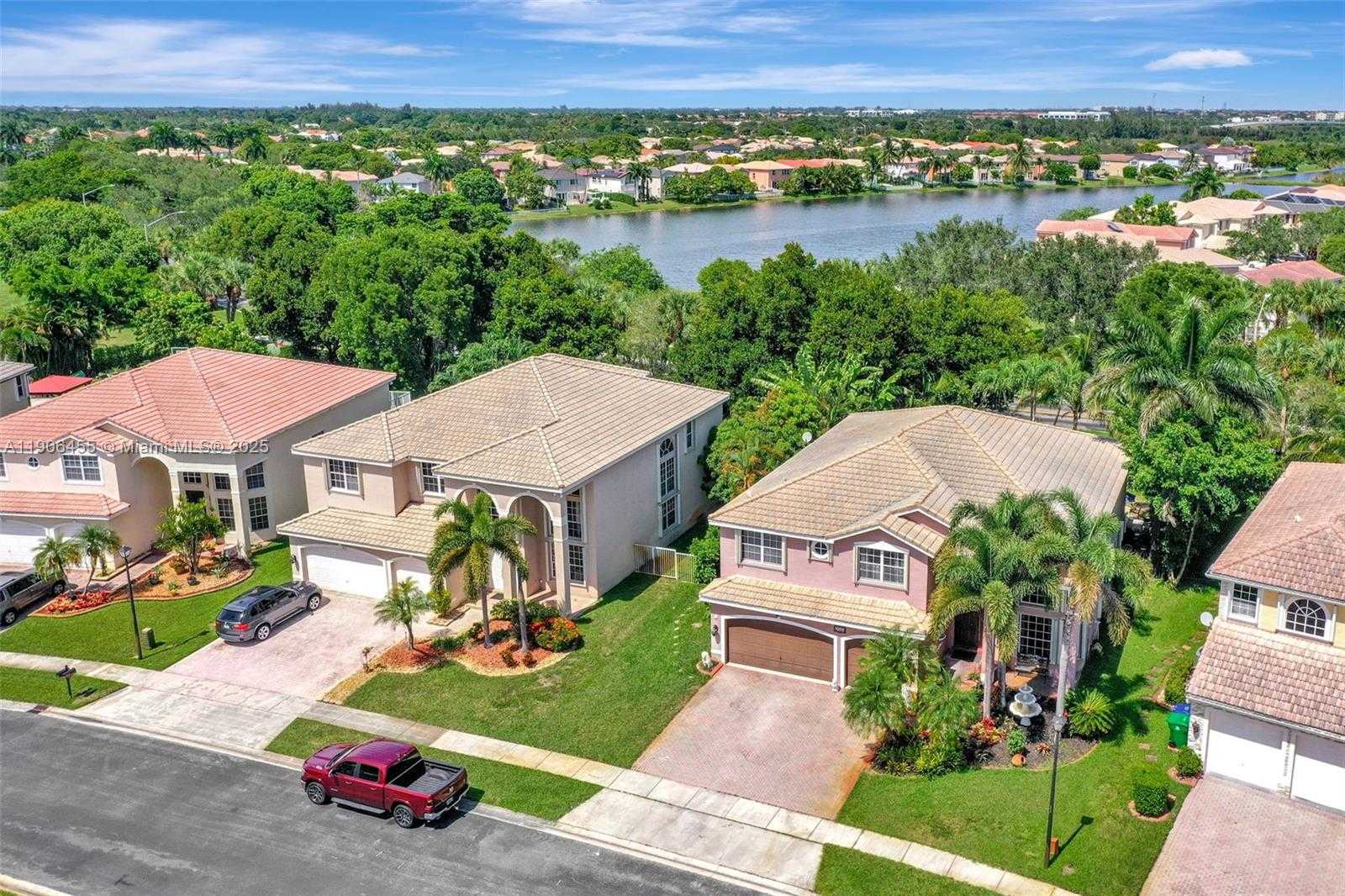 Small Image of 2051 SOUTH WEST 152ND TER, Miramar Number 83