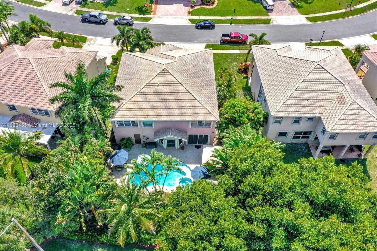 Small Image of 2051 SOUTH WEST 152ND TER, Miramar Number 89