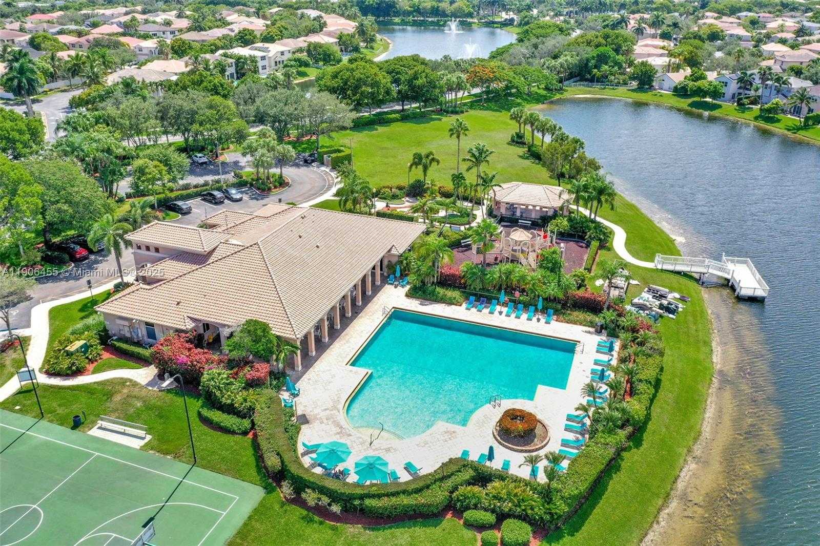 Small Image of 2051 SOUTH WEST 152ND TER, Miramar Number 92