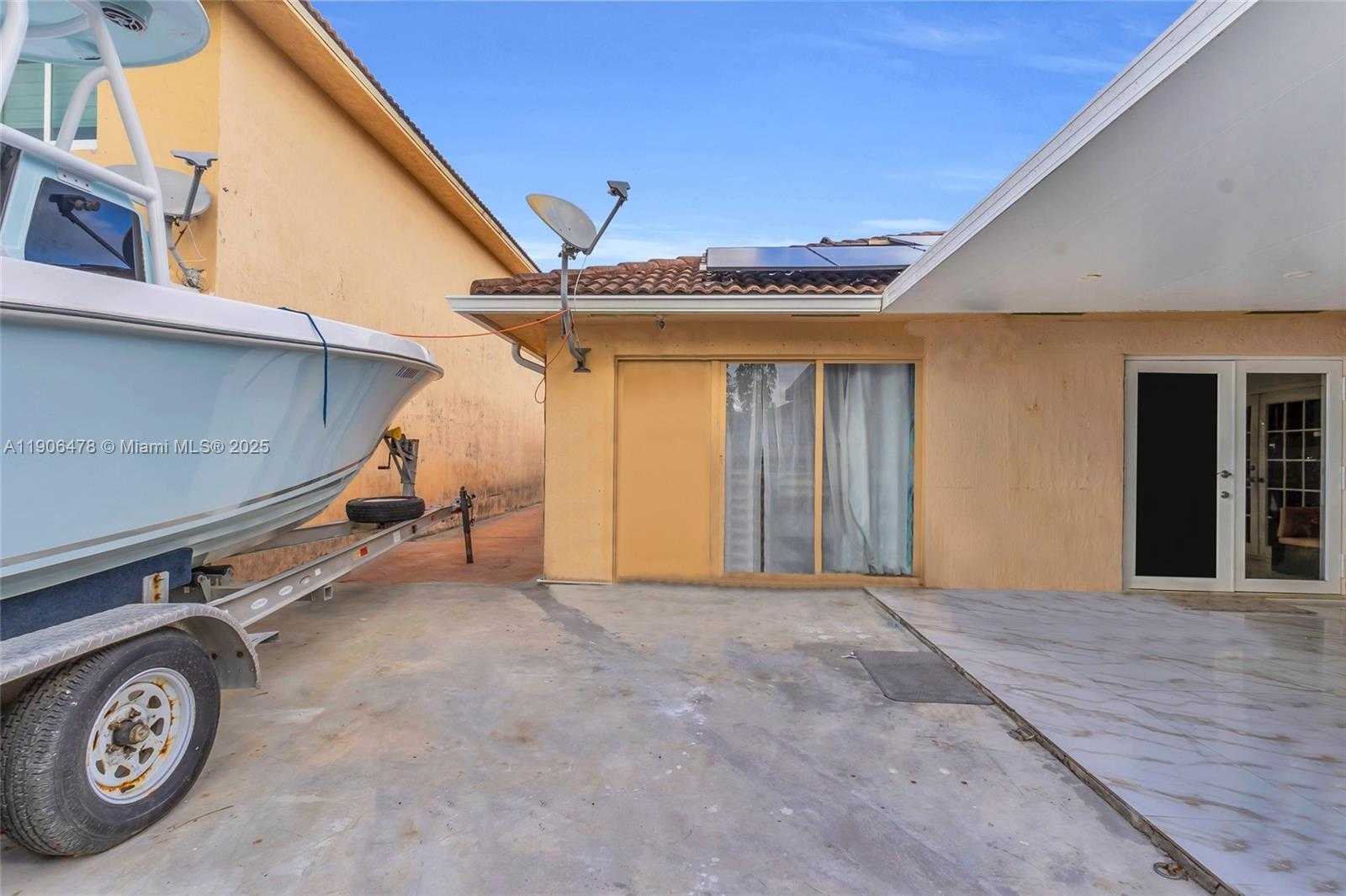 Small Image of 21410 SOUTH WEST 89TH CT, Cutler Bay Number 34