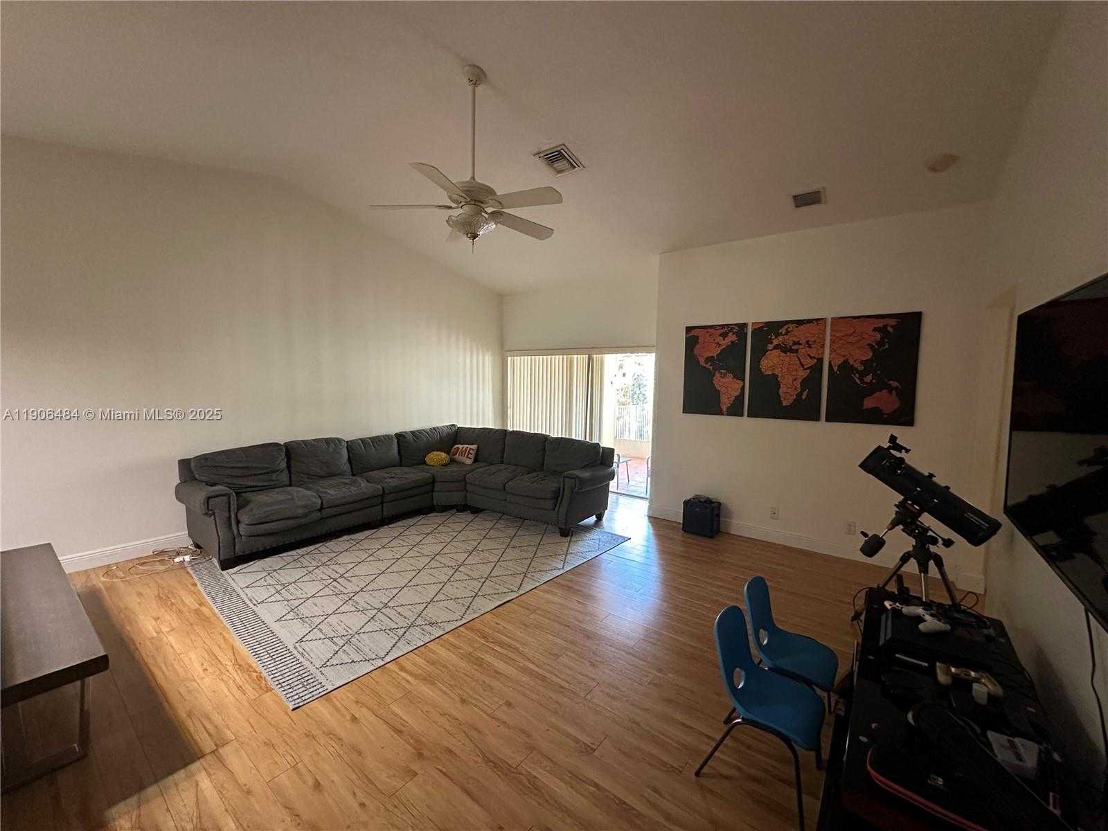 Small Image of 2066 BOREALIS WAY, Weston Number 12