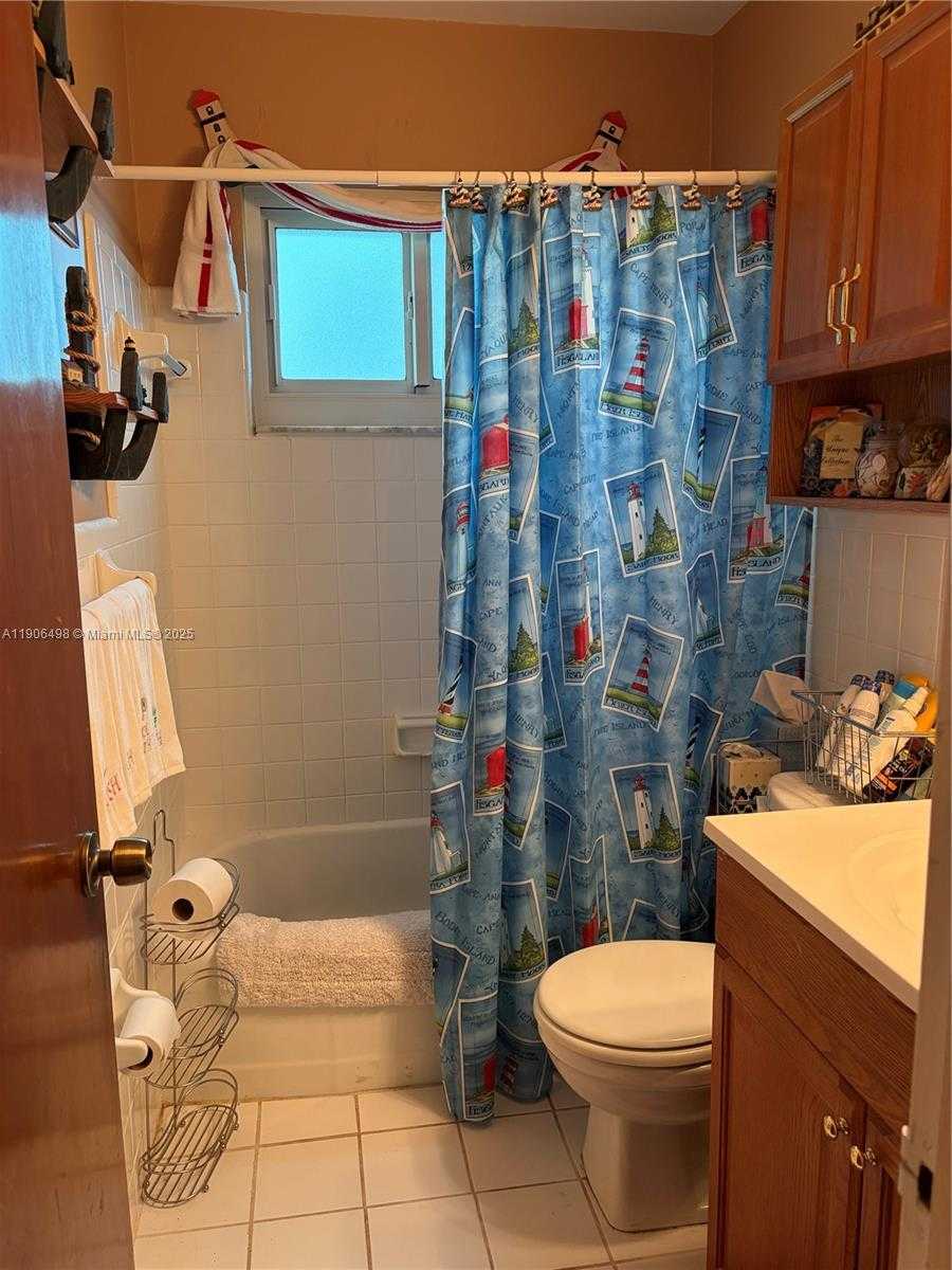 Small Image of 842 ARGONAUT ISLE, Dania Beach Number 19