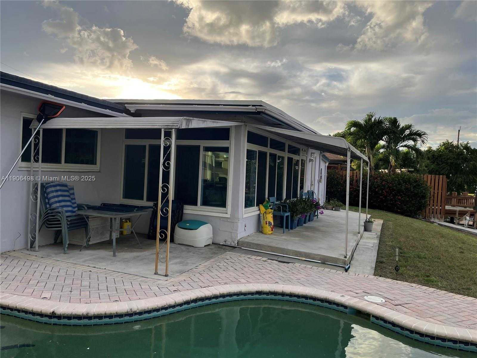 Small Image of 842 ARGONAUT ISLE, Dania Beach Number 23