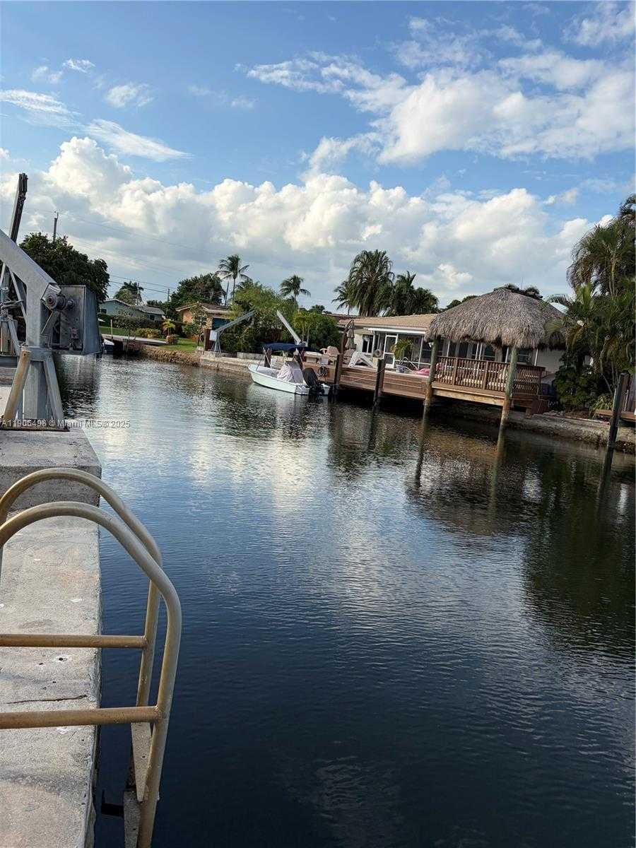 Small Image of 842 ARGONAUT ISLE, Dania Beach Number 25