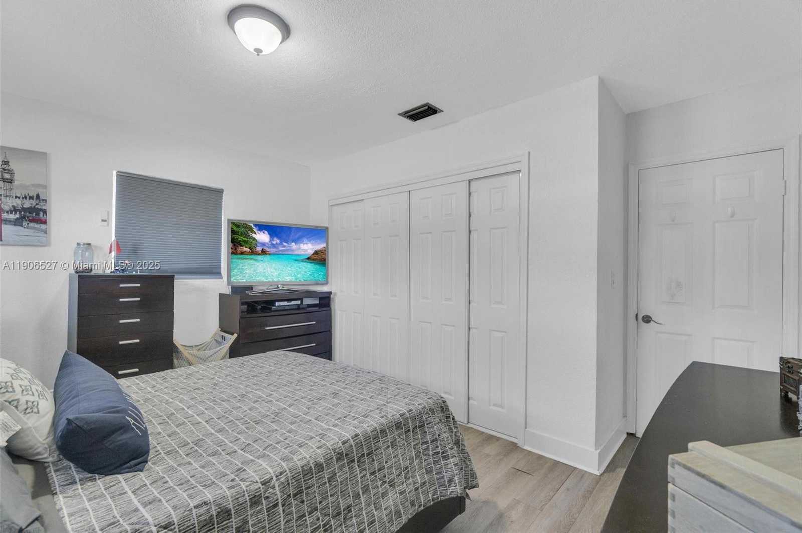 Small Image of 3610 NORTH WEST 171ST ST, Miami Gardens Number 11