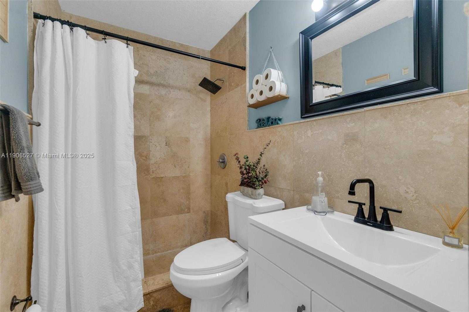 Small Image of 3610 NORTH WEST 171ST ST, Miami Gardens Number 17