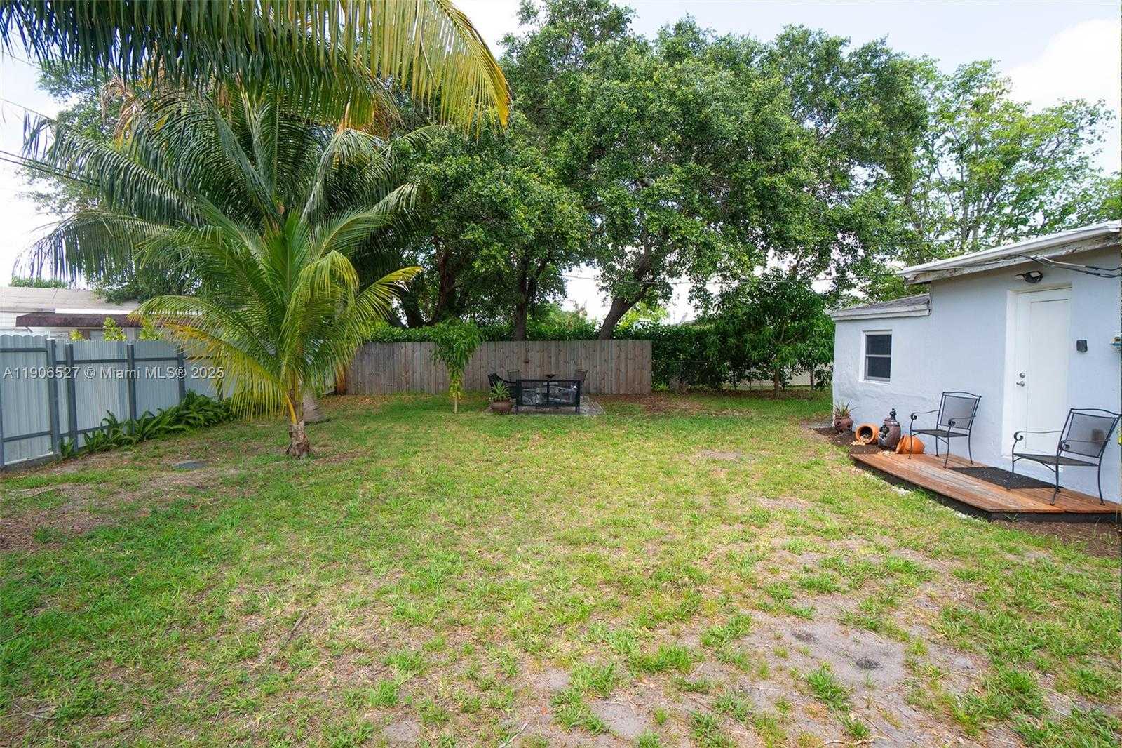 Small Image of 3610 NORTH WEST 171ST ST, Miami Gardens Number 23