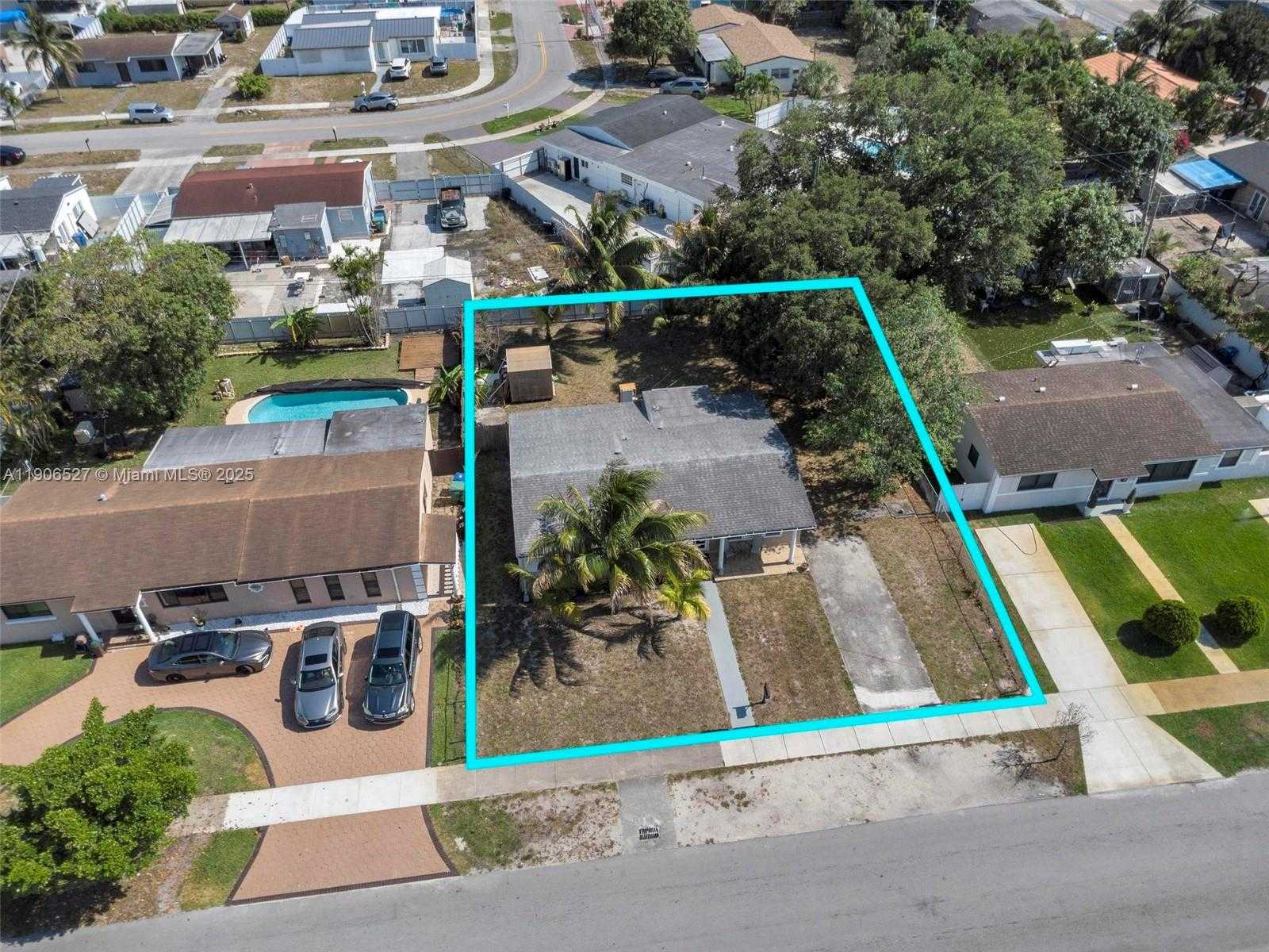 Small Image of 3610 NORTH WEST 171ST ST, Miami Gardens Number 26