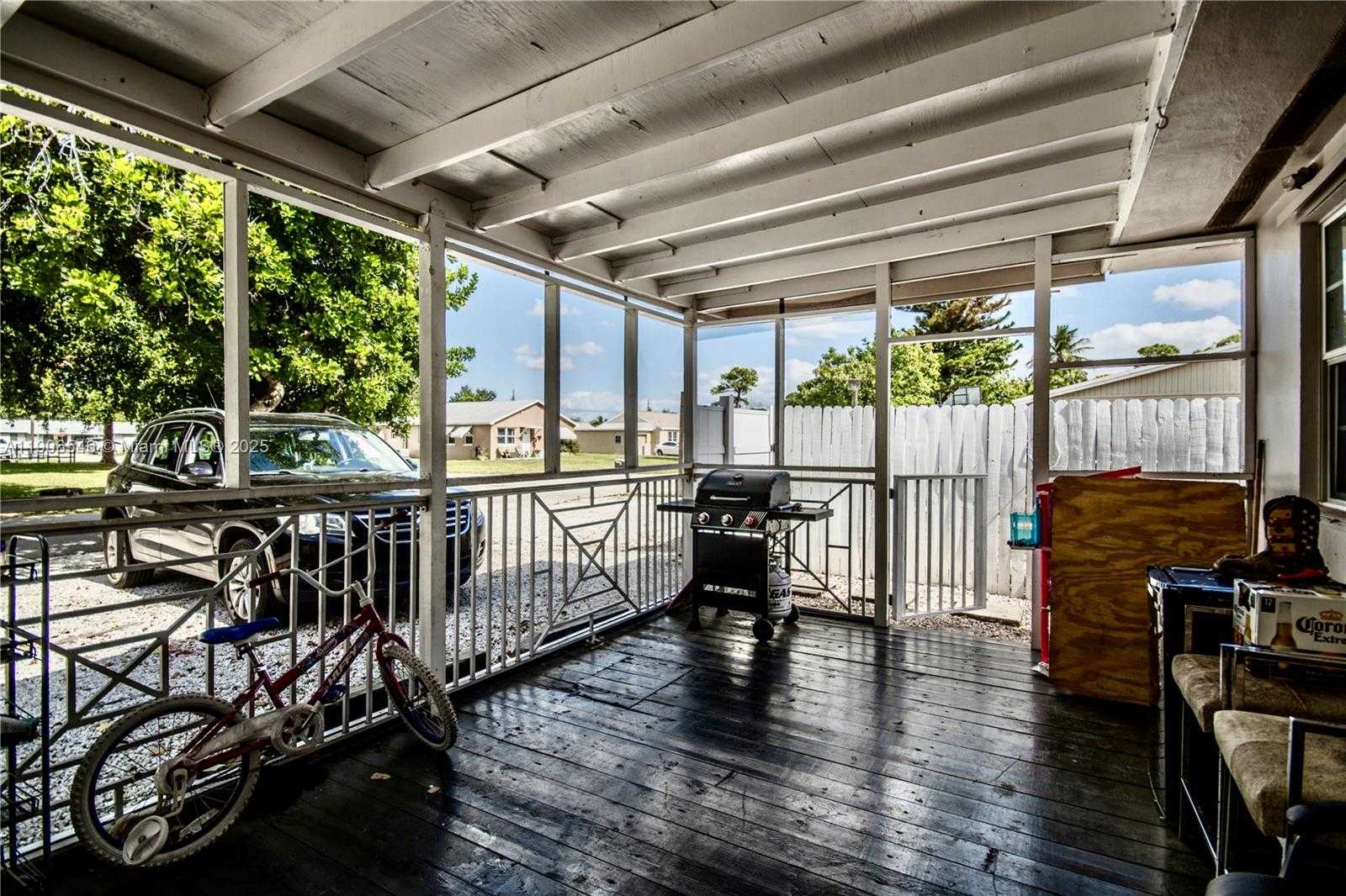 Small Image of 4158 FAITH ST, West Palm Beach Number 2