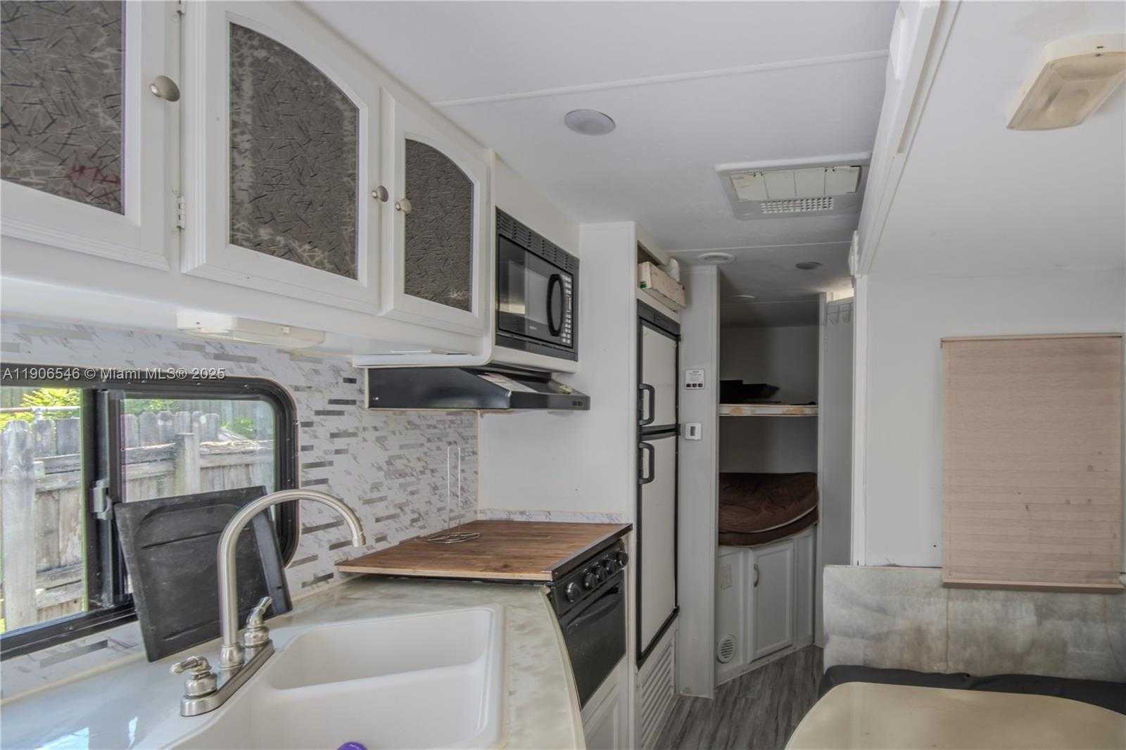 Small Image of 4158 FAITH ST, West Palm Beach Number 27