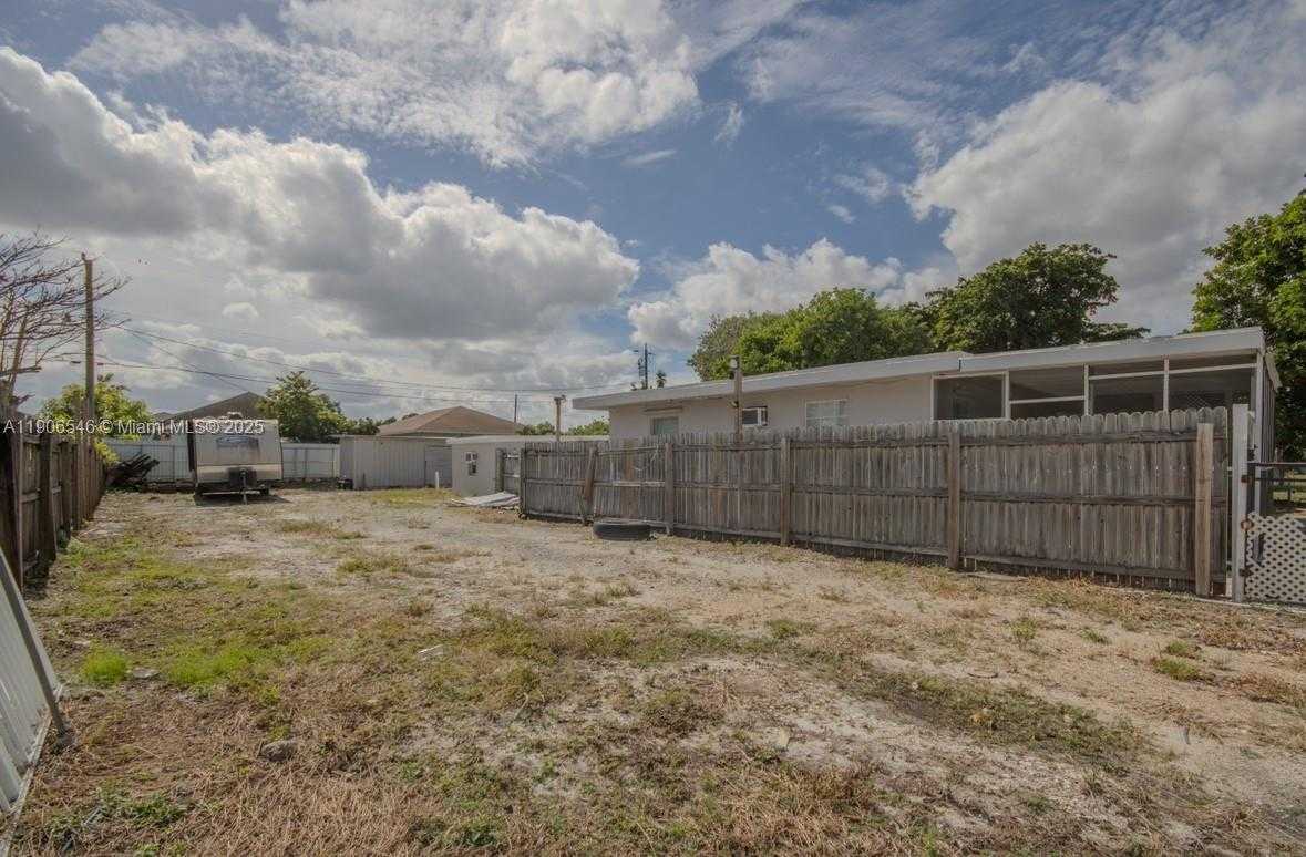 Small Image of 4158 FAITH ST, West Palm Beach Number 37