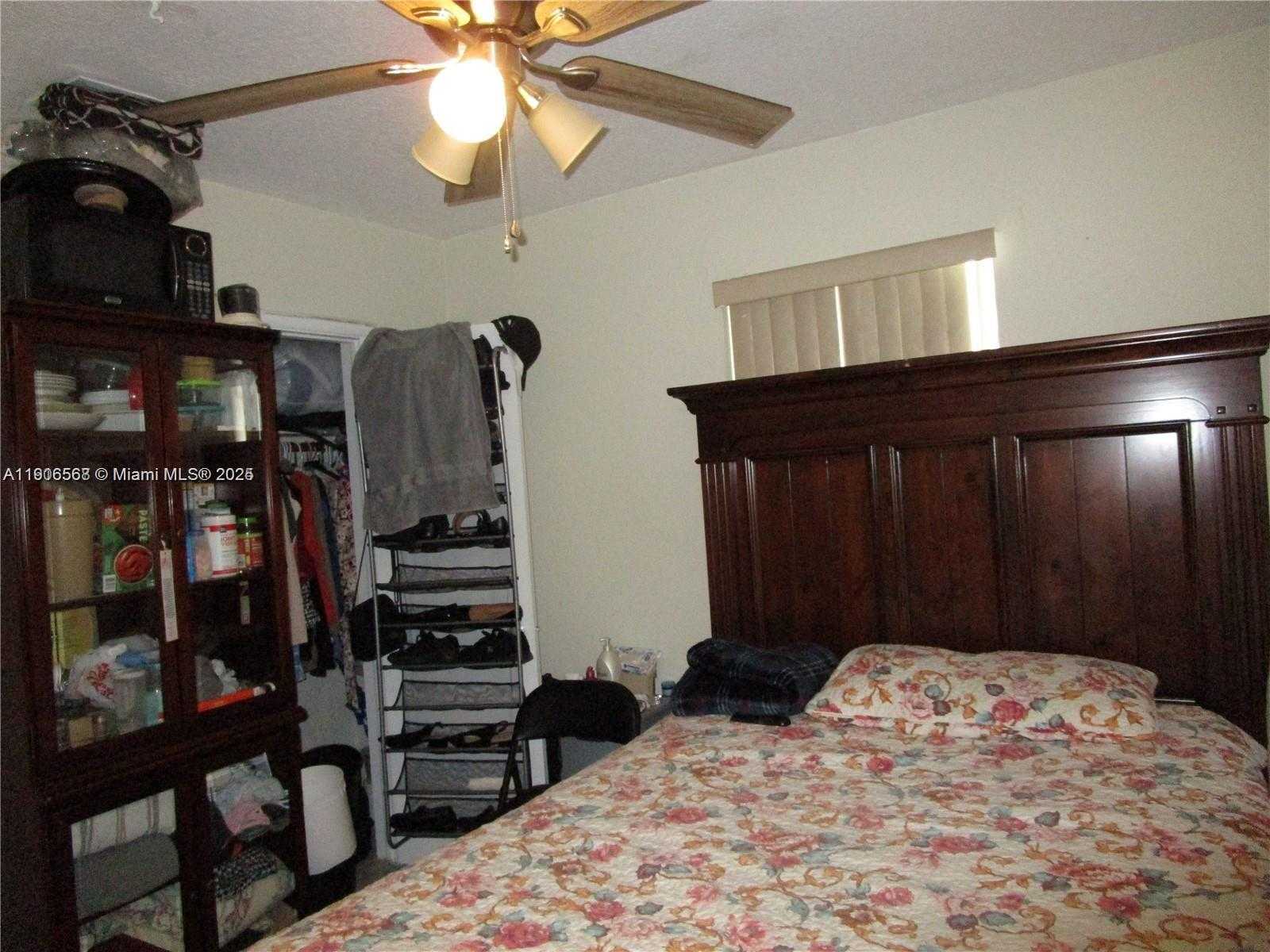 Small Image of North Miami Number 17