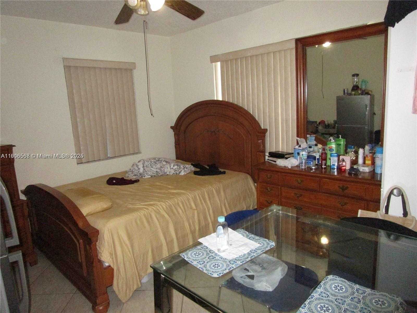 Small Image of North Miami Number 18